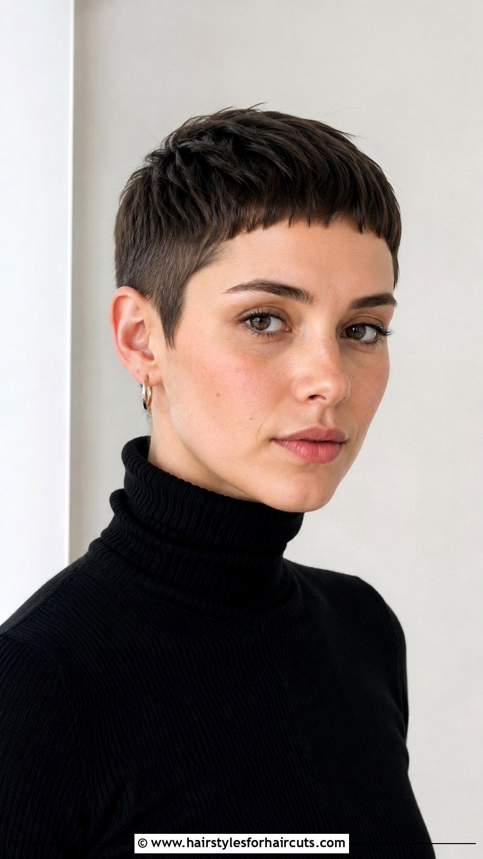 Baby Bangs With Cropped Pixie - 25 bangs hairstyles for thin hair - 25 bangs hairstyles for thin hair