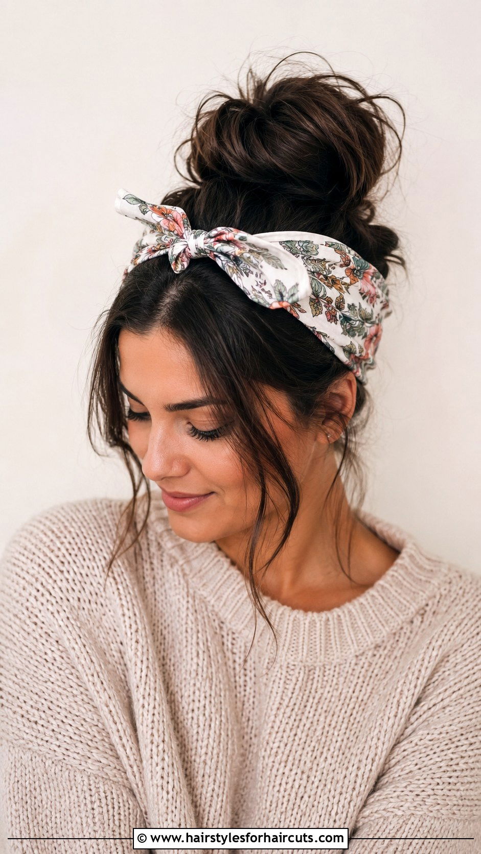 Bandana With Messy Bun - 25 bandana hairstyles - 25 bandana hairstyles