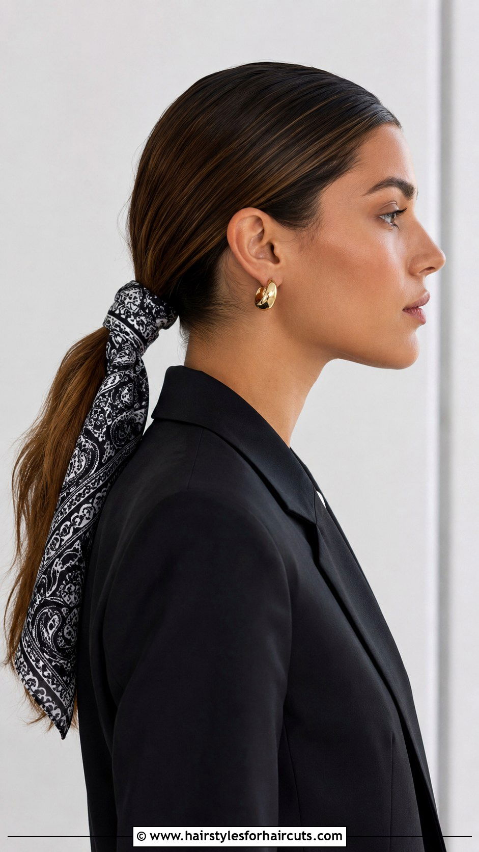 Bandana With Sleek Low Ponytail - 25 bandana hairstyles - 25 bandana hairstyles