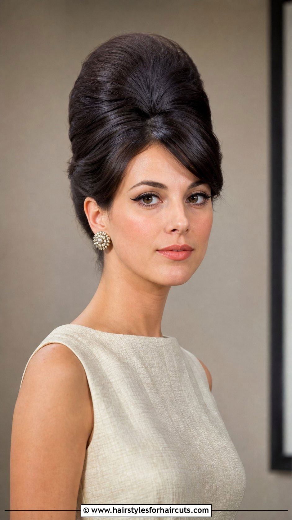 Beehive Updo - 25 hard hairstyles - 25 hard hairstyles