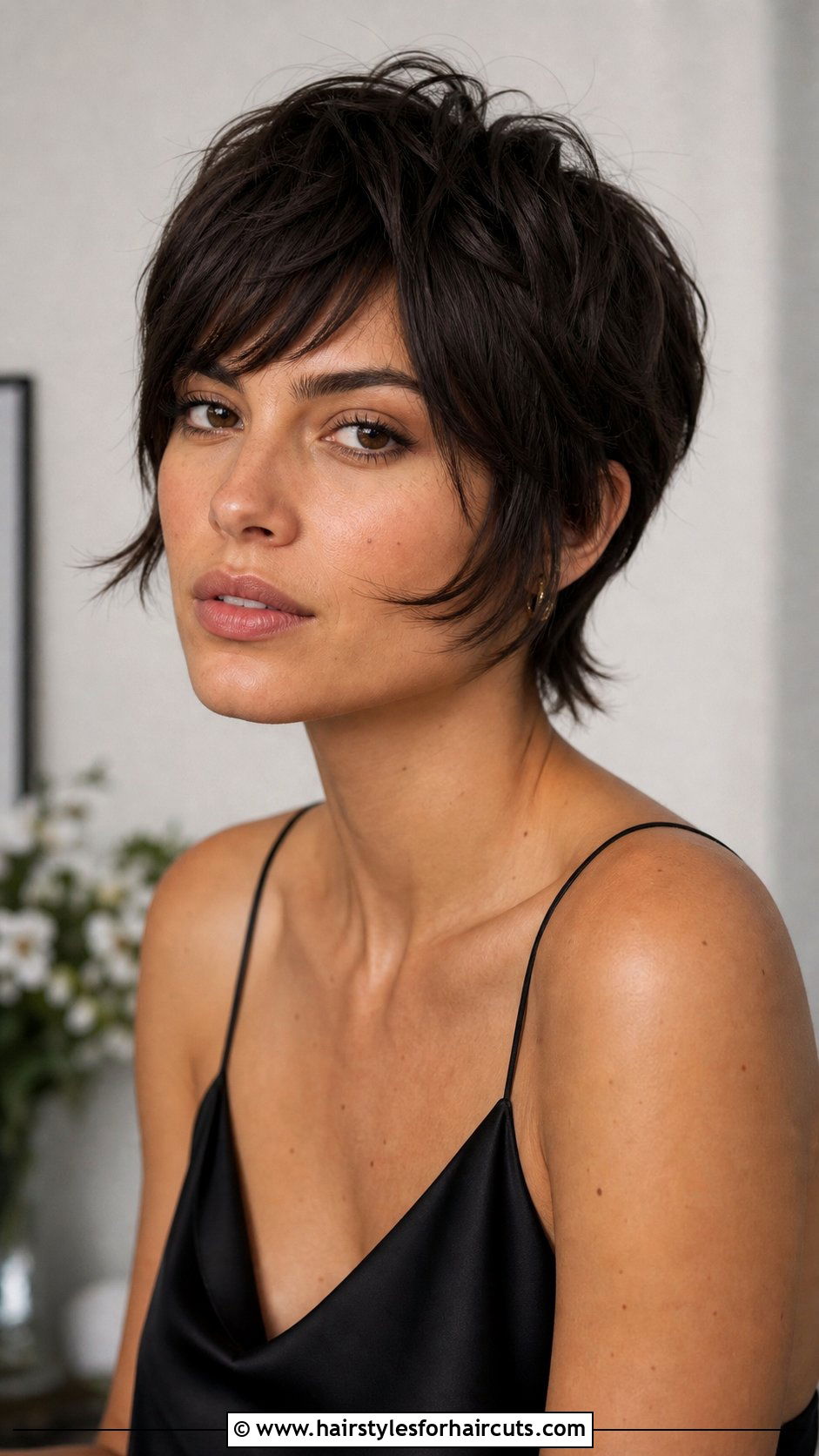 Bixie Cut - 25 haircuts for thinning hair women - 25 haircuts for thinning hair women