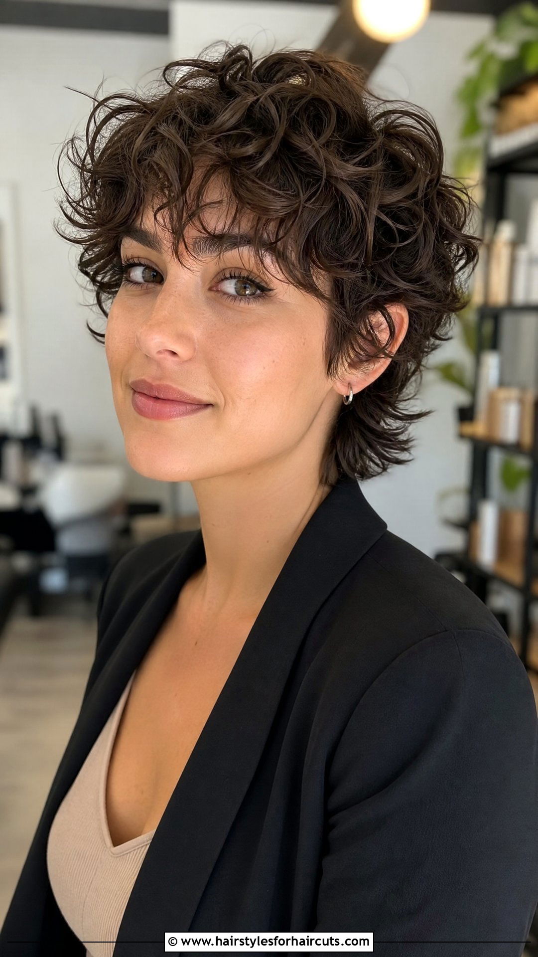 Bixie Cut For Curly Hair - 25 womens hairstyles for curly hair - 25 womens hairstyles for curly hair