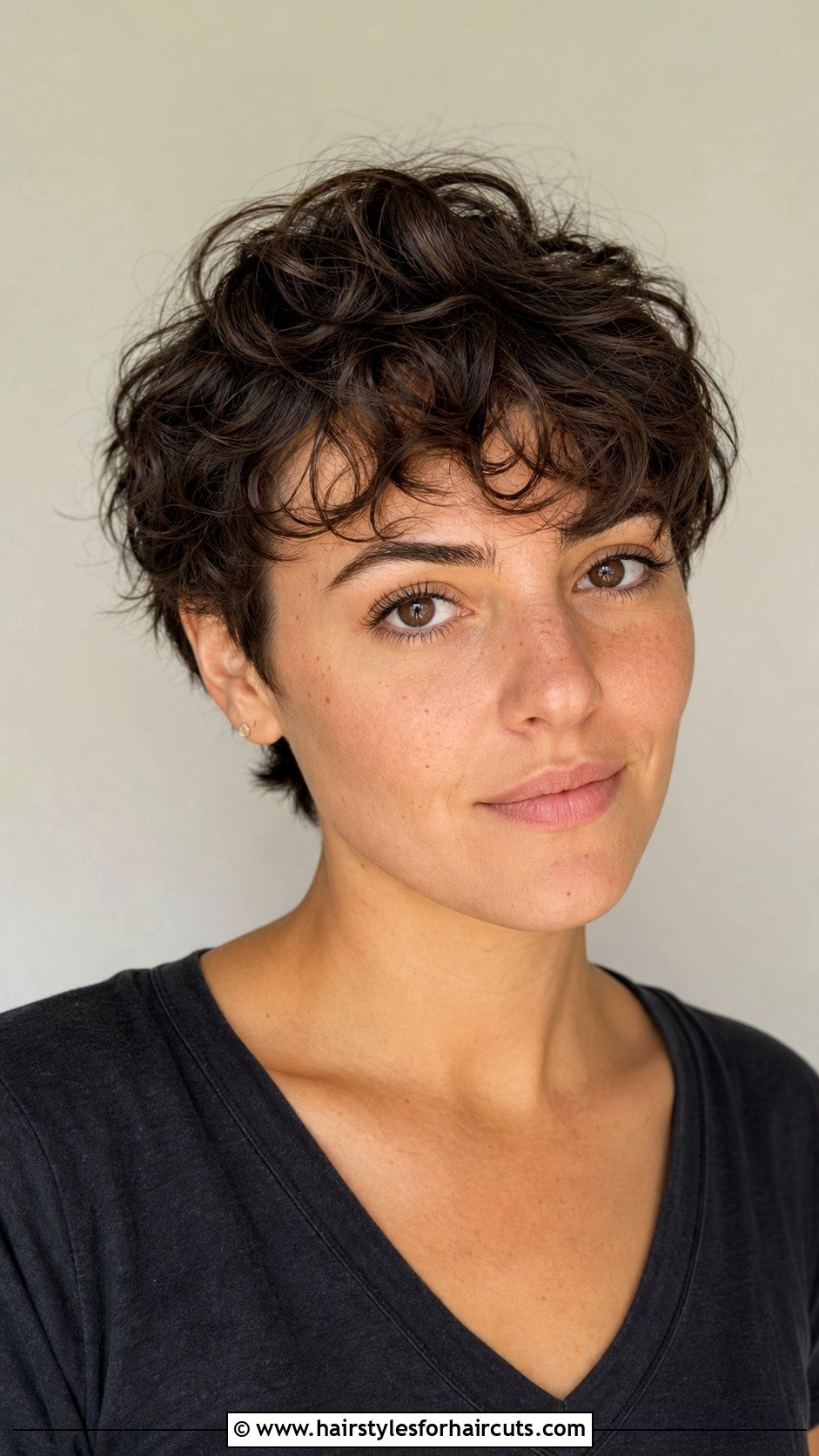 Bixie Cut With Curly Bangs - 25 curly haircuts bangs - 25 curly haircuts bangs