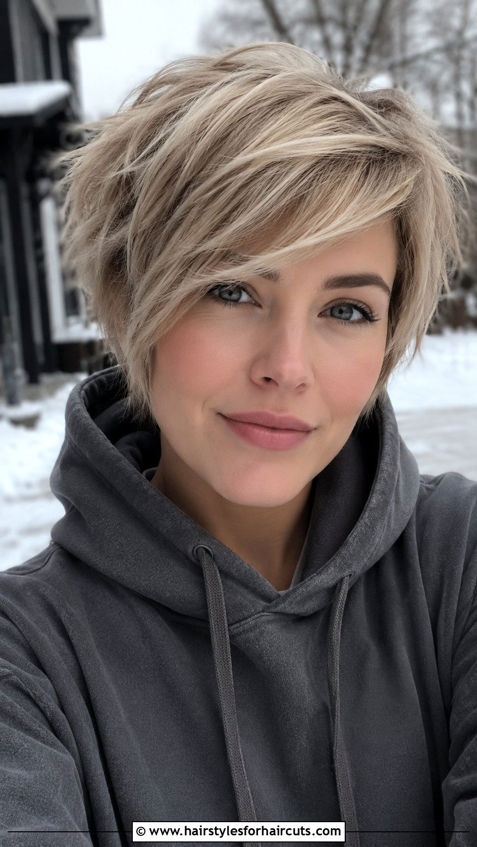 Bixie With Side Swept Bangs - 25 bixie haircuts straight hair - 25 bixie haircuts straight hair