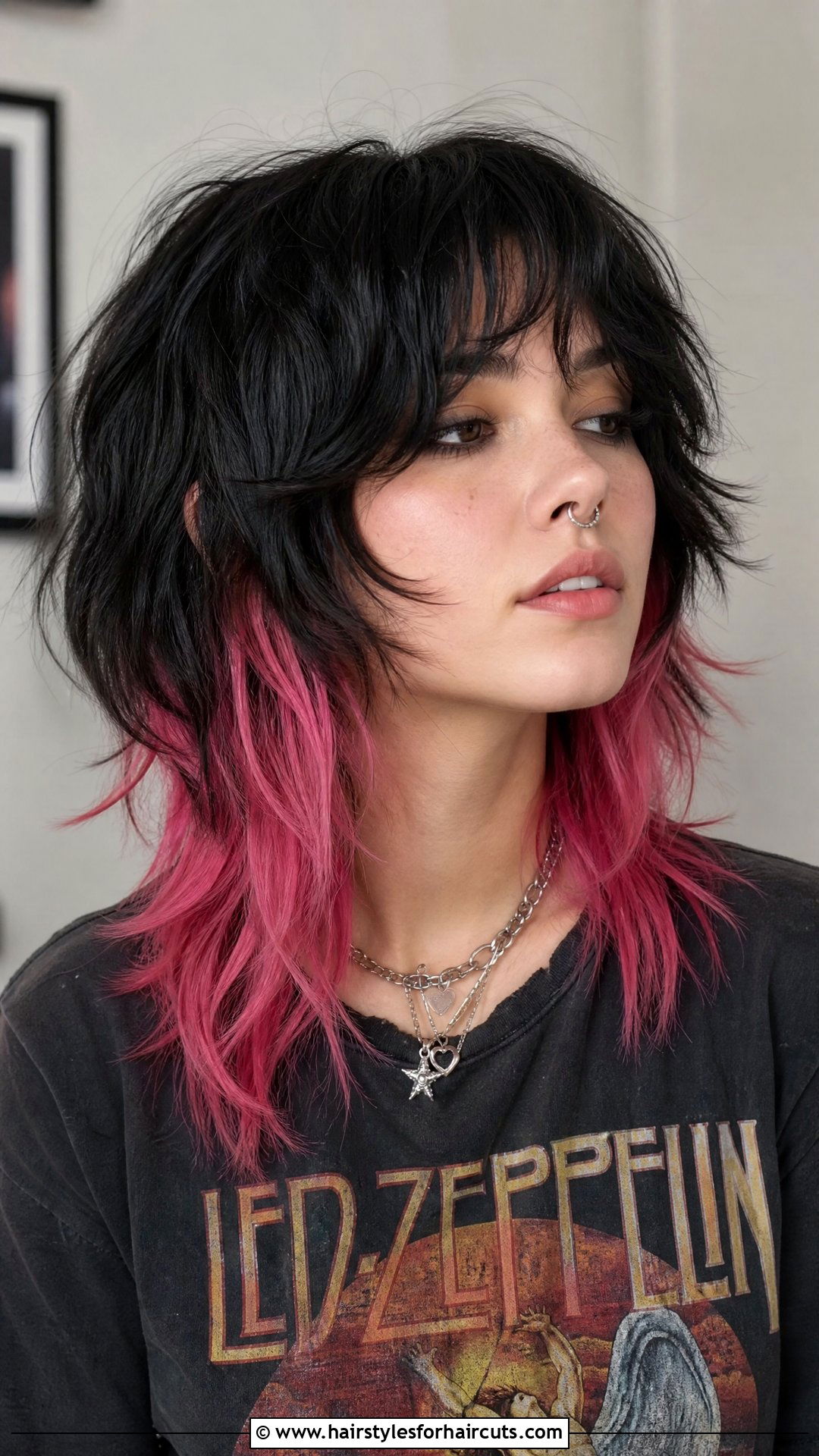 Black Wolf Cut With Pink Ends - 25 black and pink hairstyles - 25 black and pink hairstyles