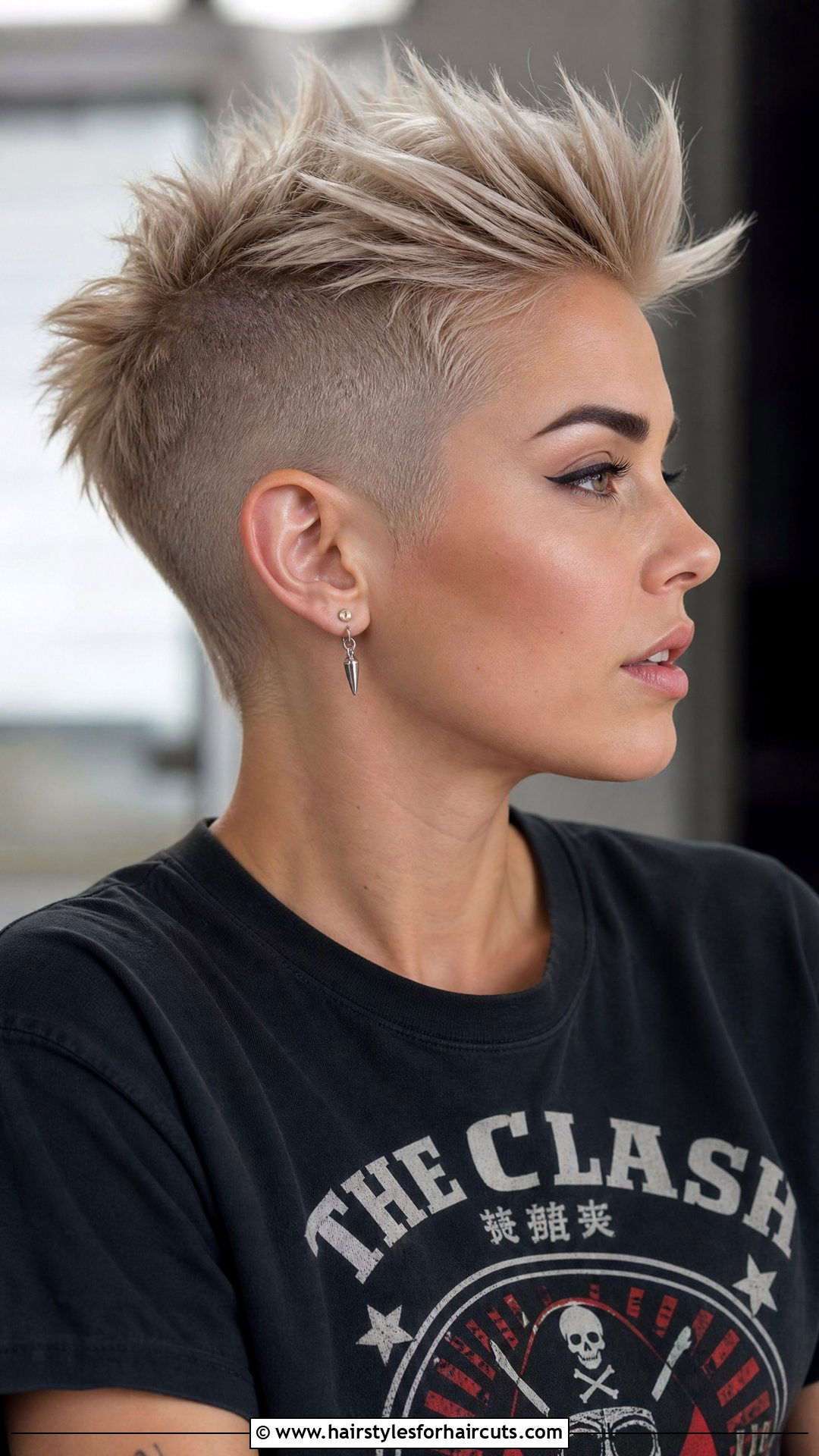 Blonde Undercut Pixie - 25 good haircuts for blonde hair - 25 good haircuts for blonde hair