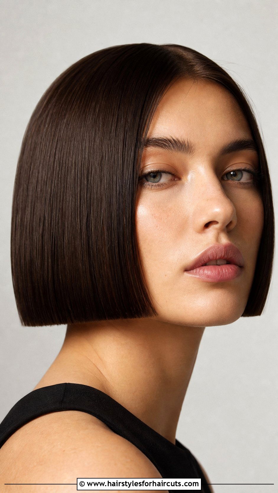 Blunt Bob - 25 best short hairstyles for women - 25 best short hairstyles for women