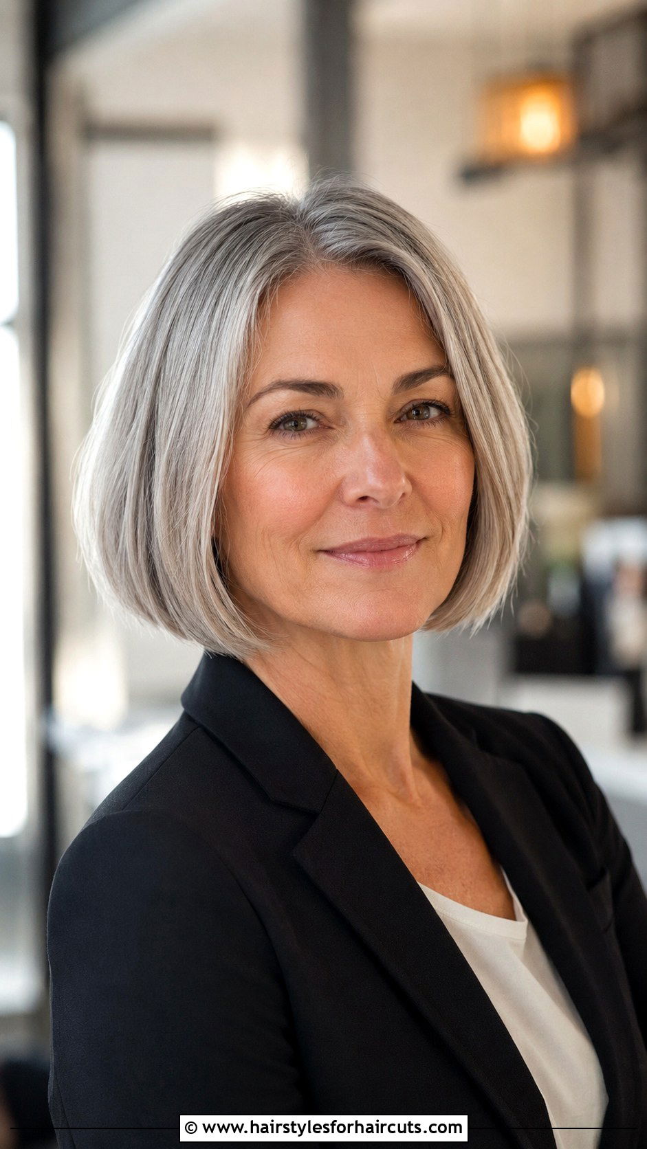 Blunt Bob For Grey Hair - 25 short haircuts for women with grey hair - 25 short haircuts for women with grey hair