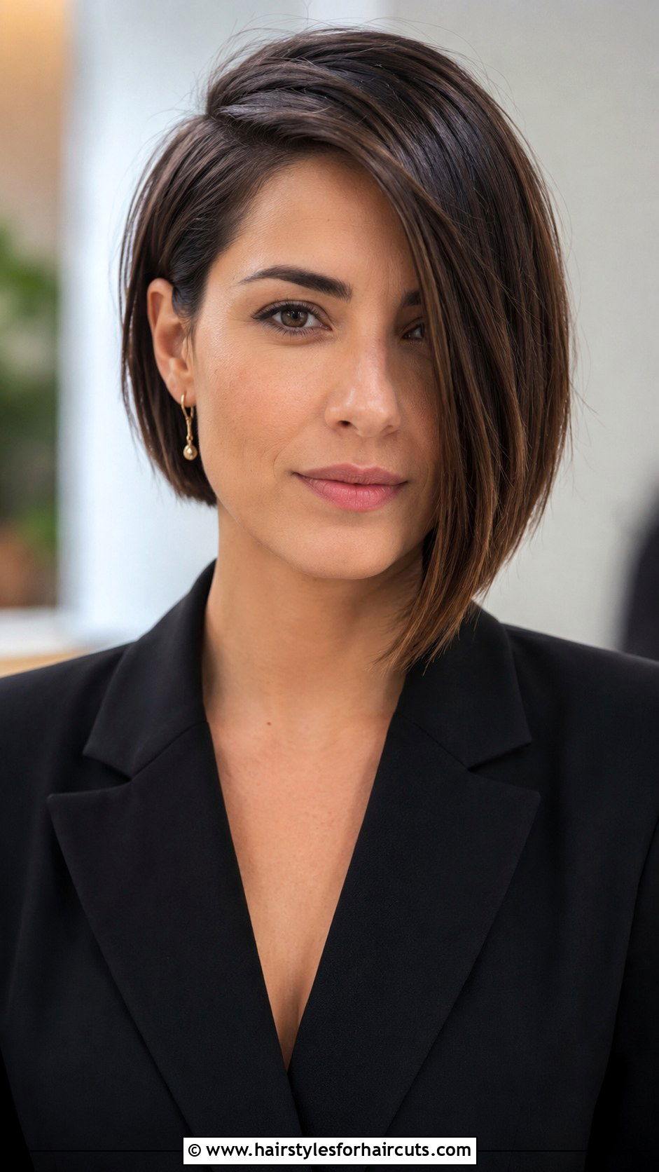Blunt Bob Haircut - 25 haircuts instructions - 25 haircuts instructions