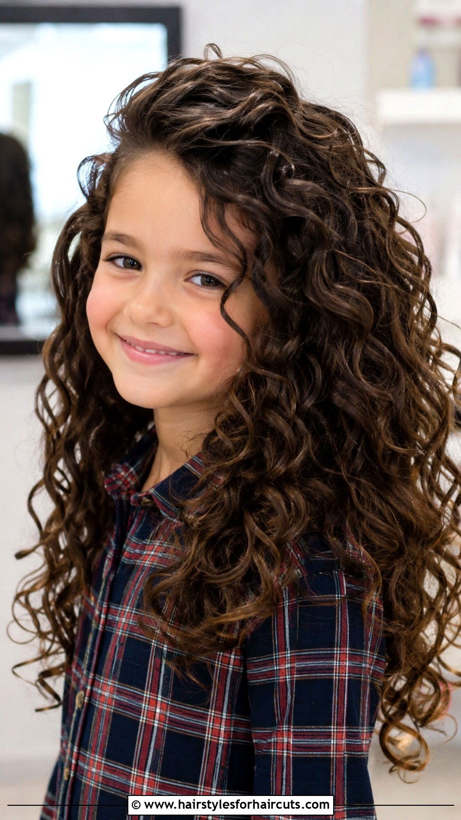 Blunt Curly Bob - 25 haircuts for curly hair girl kid - 25 haircuts for curly hair girl kid