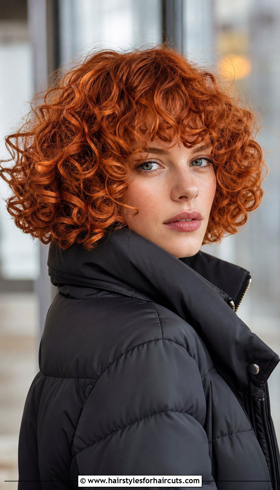 Blunt Curly Bob Haircut - 25 haircuts curly hair women - 25 haircuts curly hair women