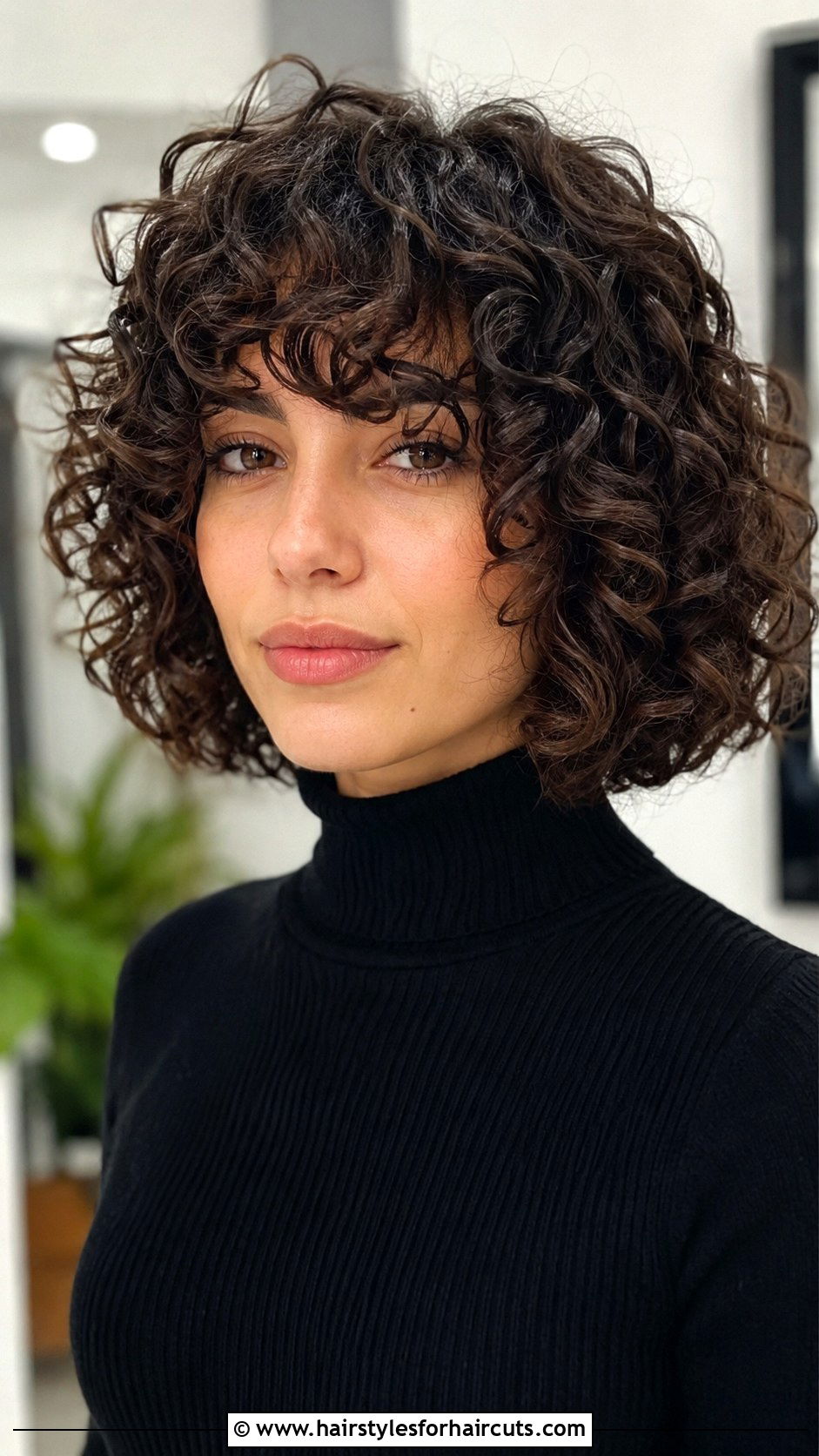 Blunt Cut With Curls - 25 cute hairstyles for shoulder length hair - 25 cute hairstyles for shoulder length hair