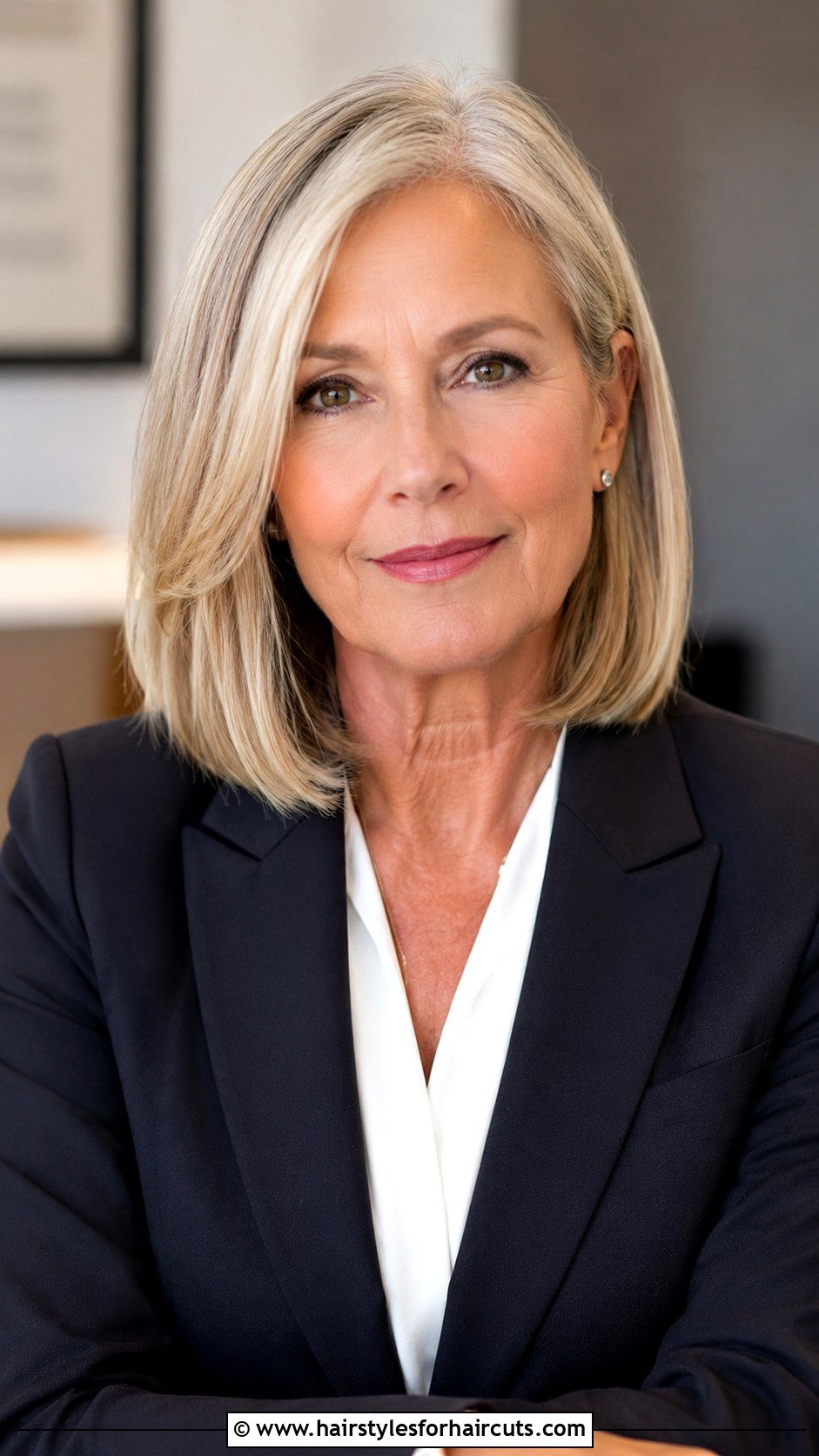 Blunt Lob - 25 current hairstyles for women over 60 - 25 current hairstyles for women over 60
