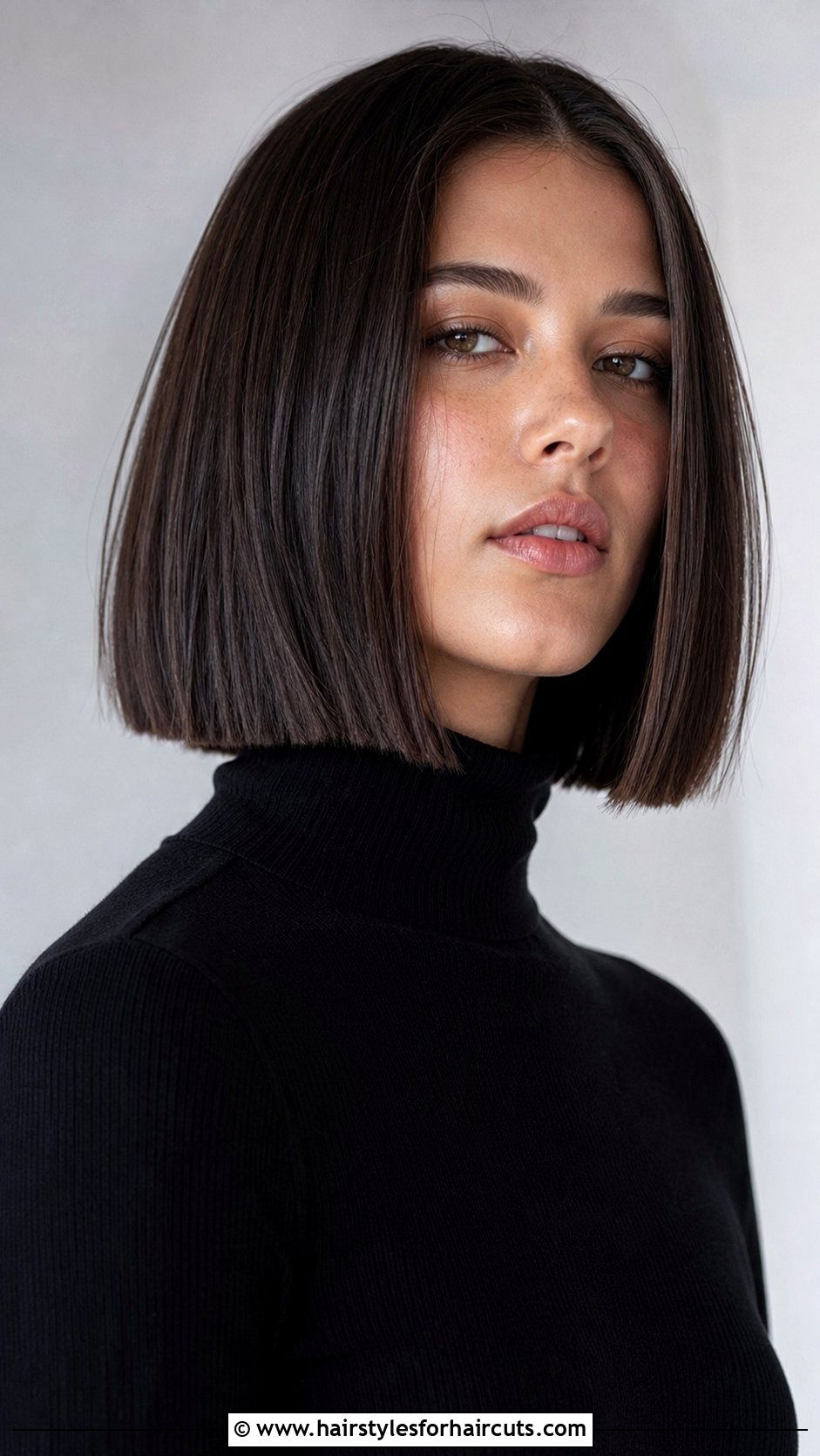 Blunt Lob Haircut - 25 hairstyles for girls with medium length hair - 25 hairstyles for girls with medium length hair