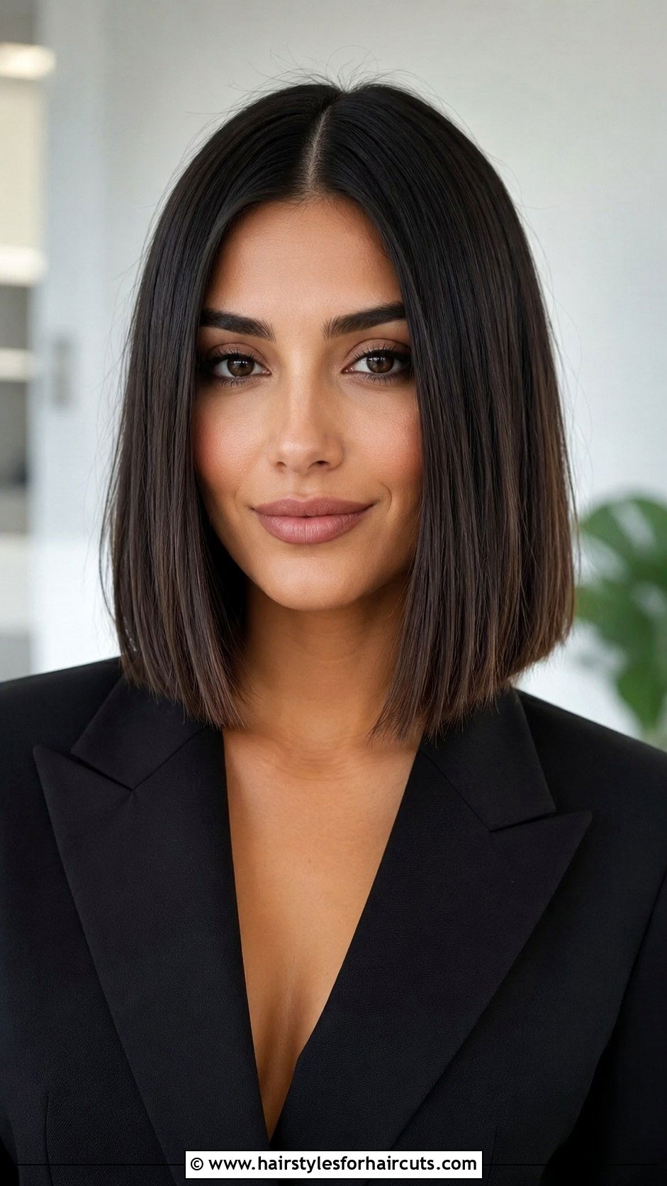Blunt Lob Haircut - 25 hair cutting hairstyles - 25 hair cutting hairstyles