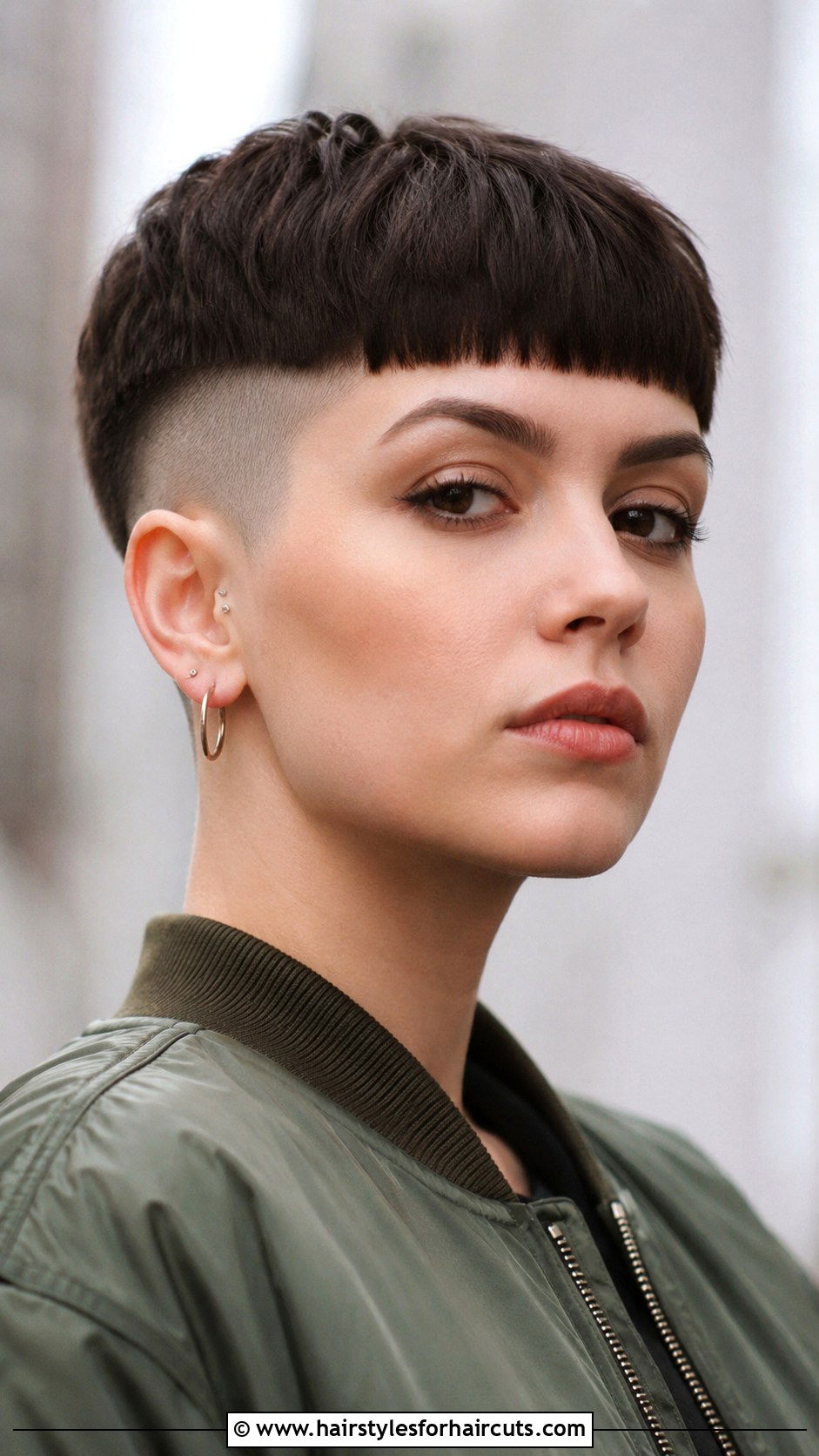 Blunt Undercut Pixie - 25 blunt haircuts for fine hair - 25 blunt haircuts for fine hair