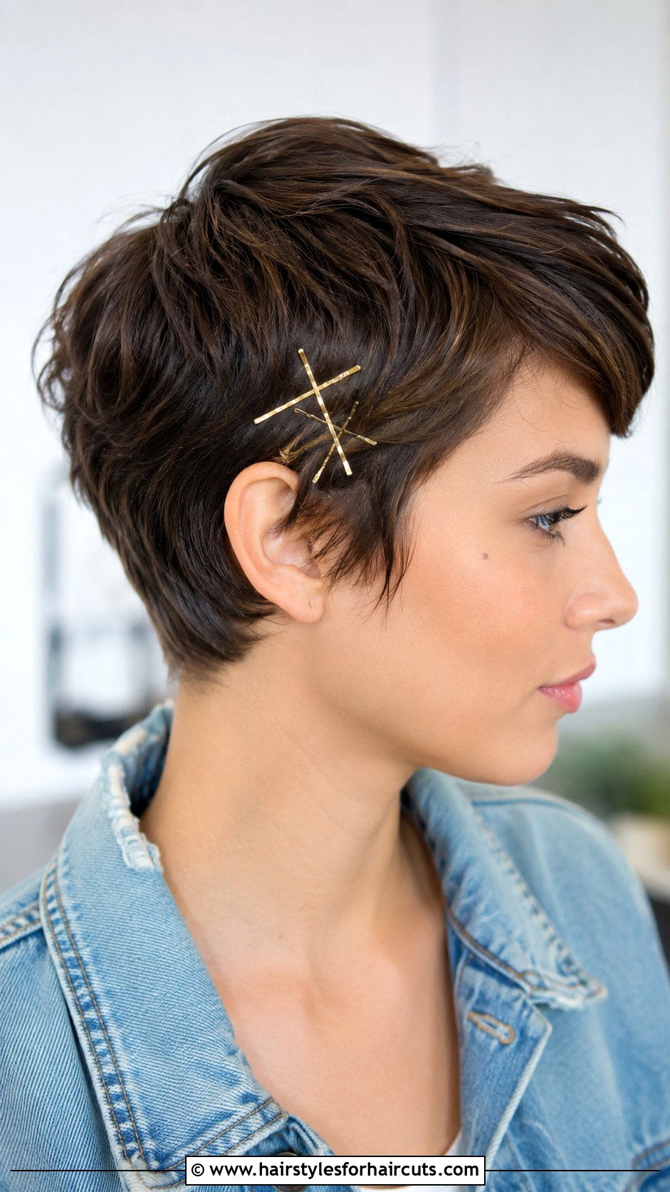 Bobby Pin Design On Pixie Cut - 25 haircuts accessories - 25 haircuts accessories