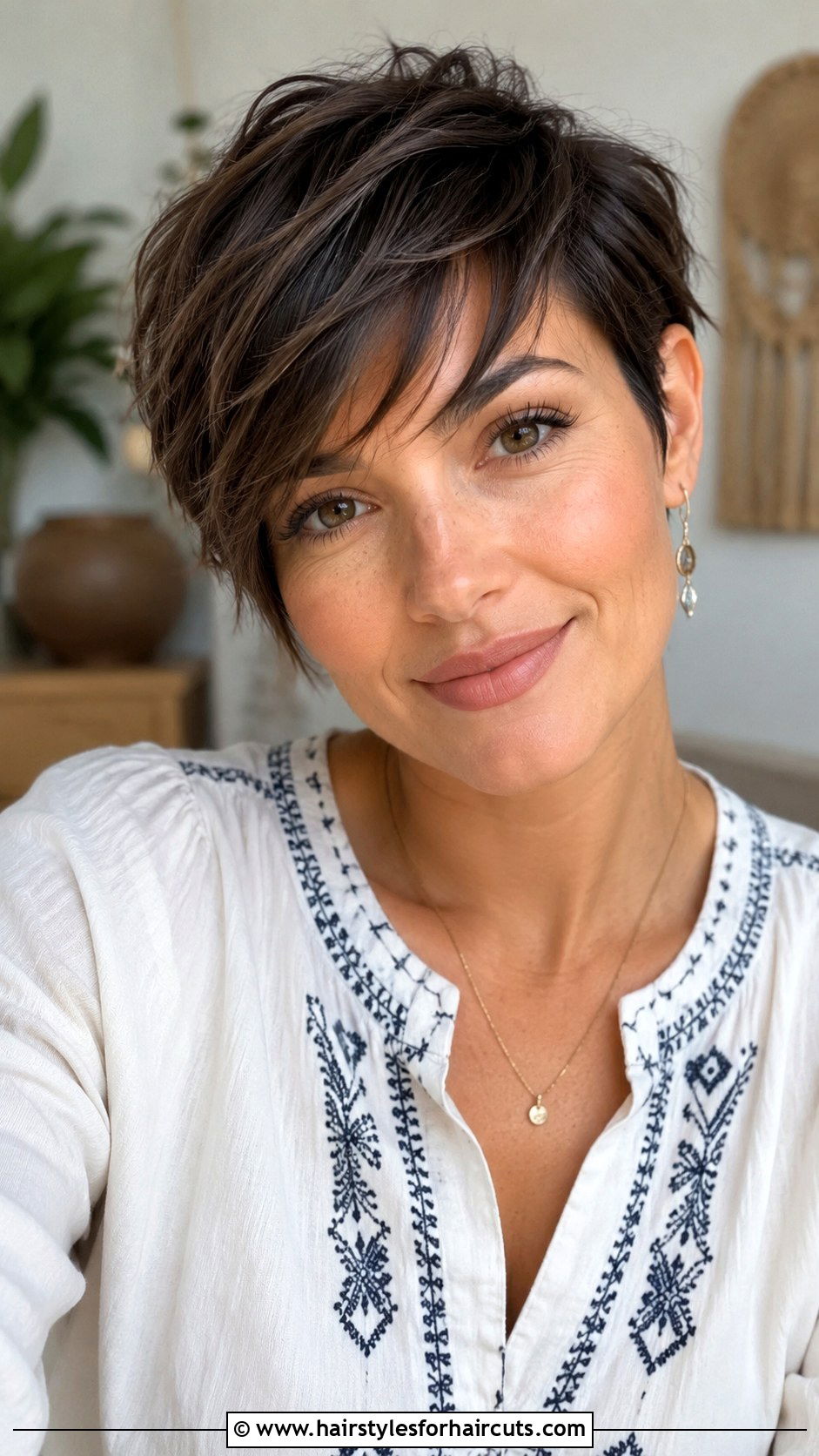 Boho Fringe Pixie Cut - 25 boho hairstyles short hair - 25 boho hairstyles short hair