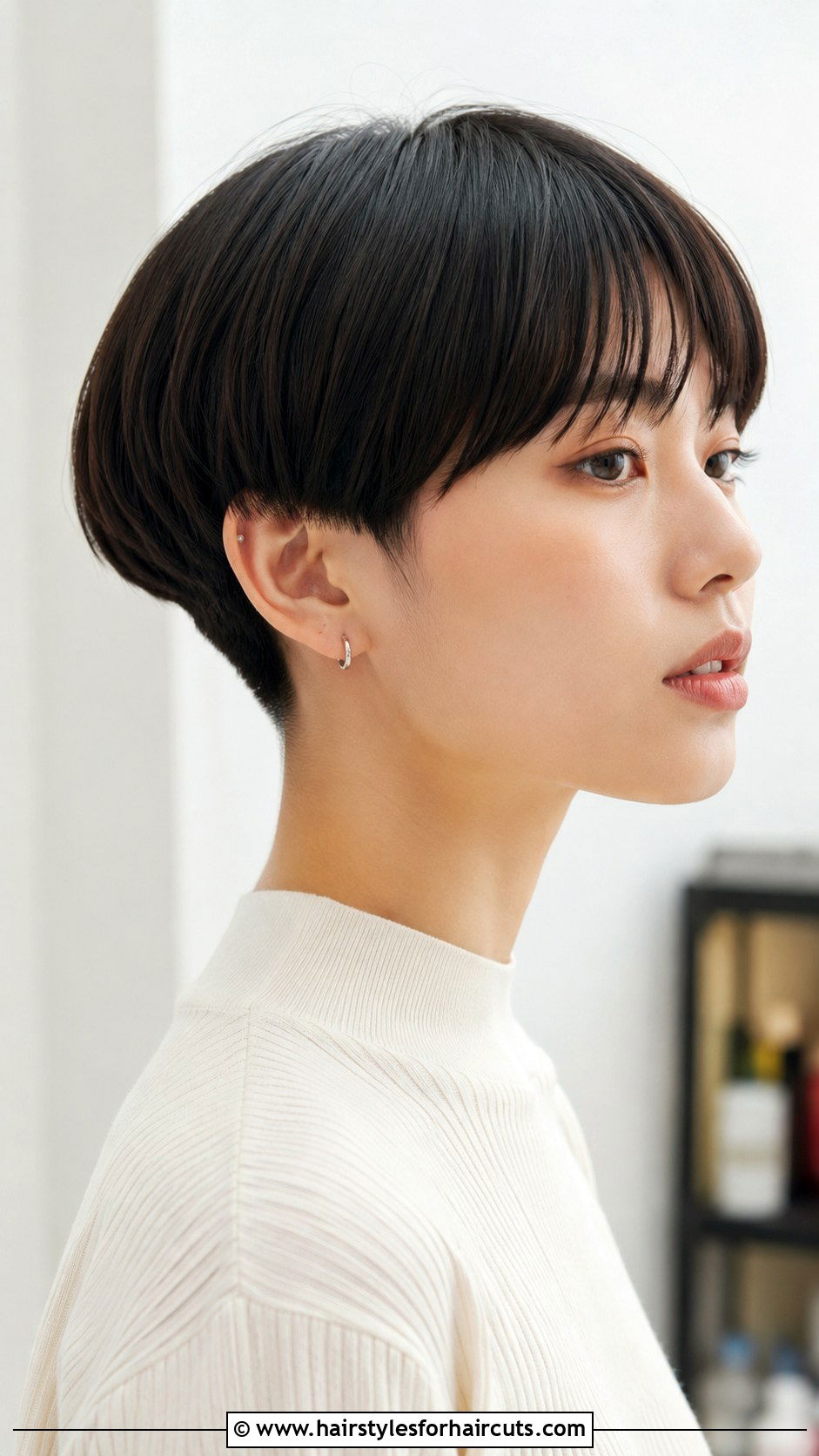 Bowl Cut - 25 choosing a hairstyles - 25 choosing a hairstyles