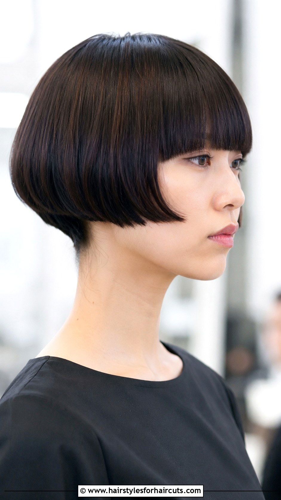 Bowl Cut Bob Haircut - 25 bob haircuts for women - 25 bob haircuts for women