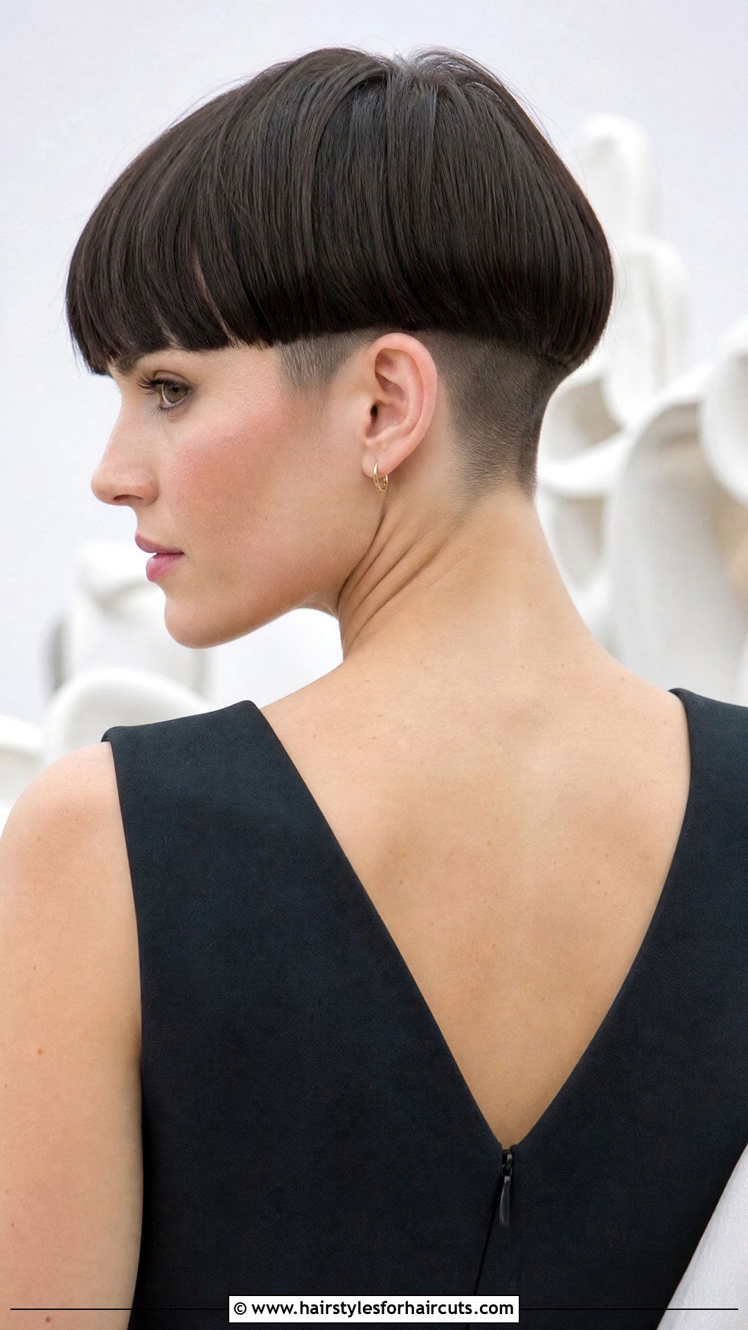 Bowl Cut With Undercut Back - 25 front and back hairstyles for short hair - 25 front and back hairstyles for short hair