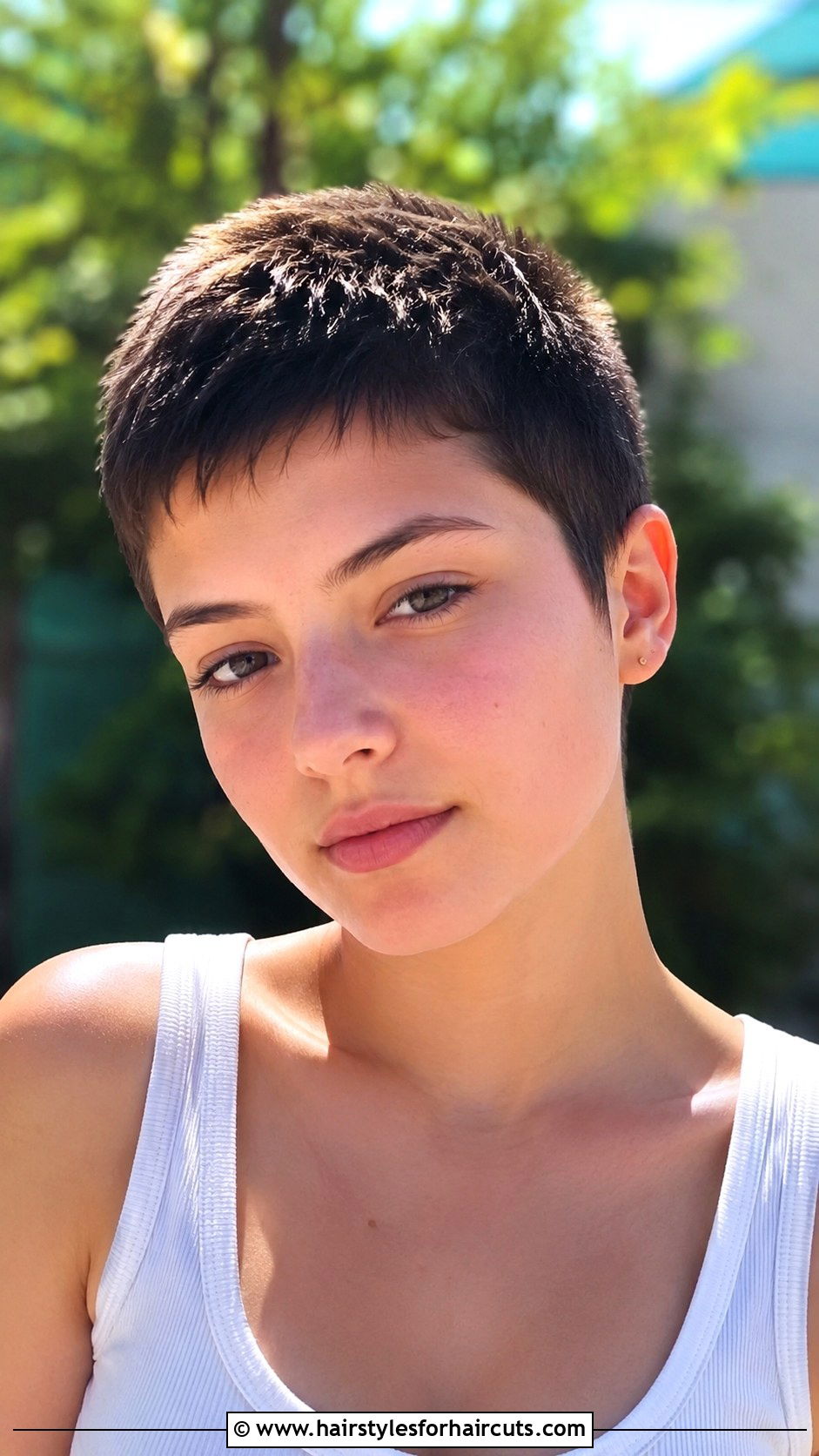 Boyish Crop - 25 haircuts for girls with short hair - 25 haircuts for girls with short hair