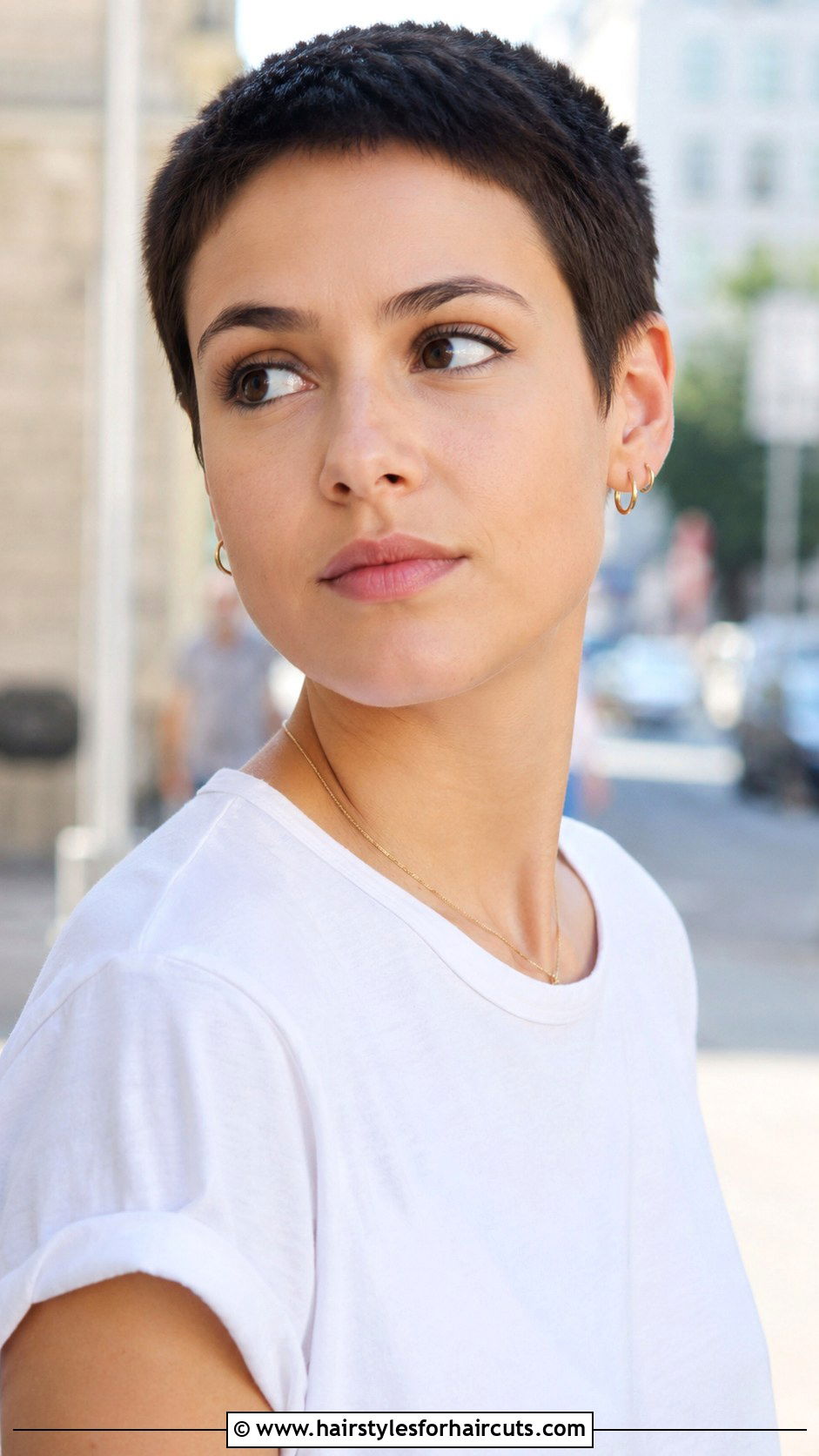 Boyish Pixie Haircut - 25 best haircuts for fine straight hair - 25 best haircuts for fine straight hair