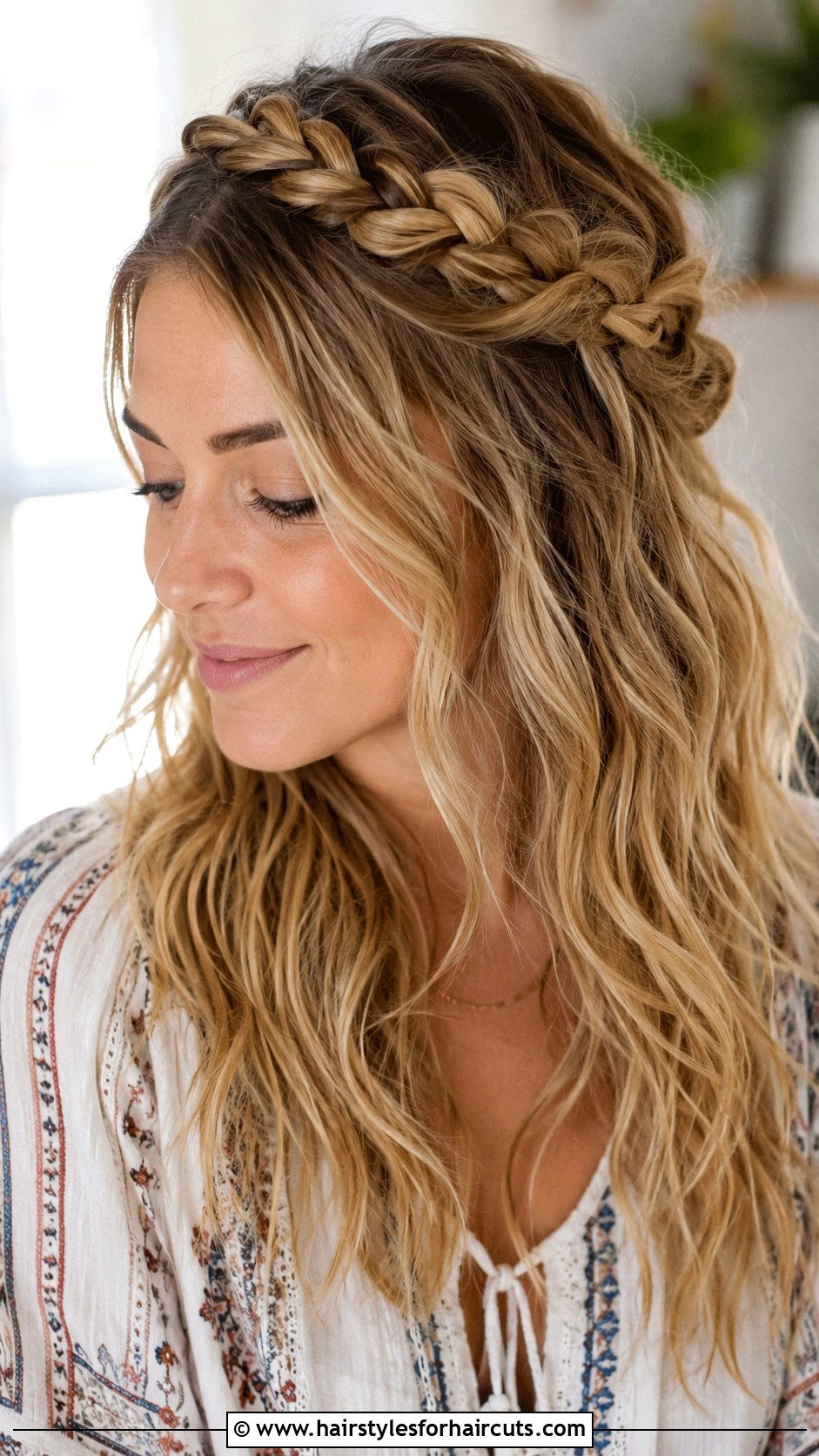 Braided Crown For Wavy Hair - 25 easy hairstyles for wavy hair - 25 easy hairstyles for wavy hair