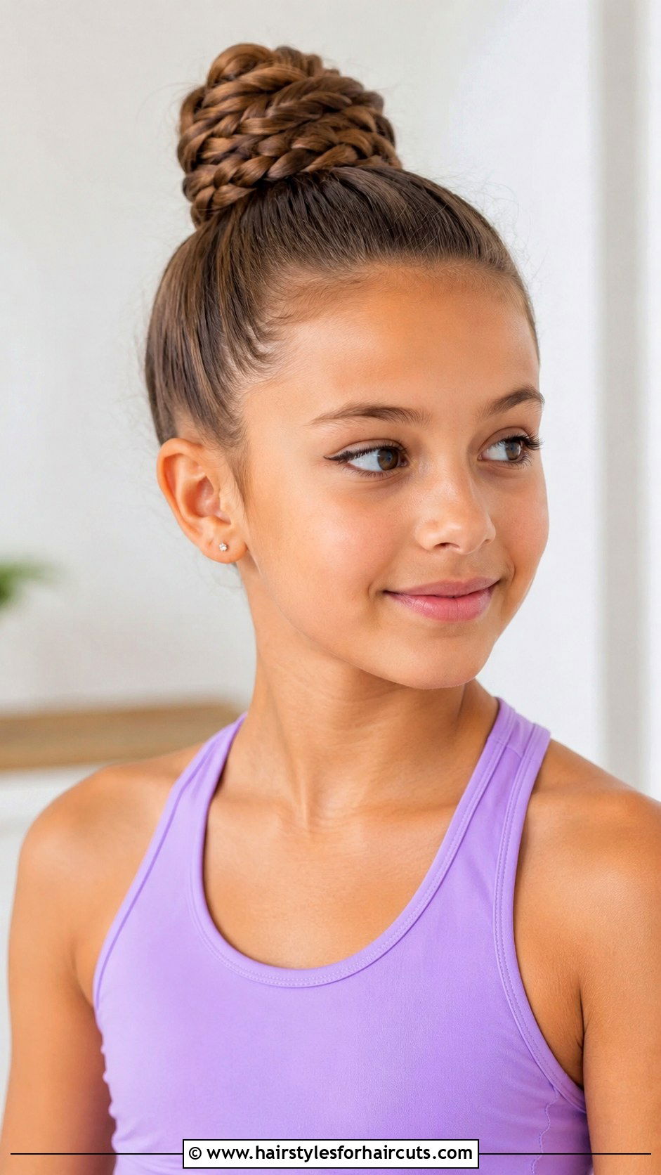 Braided Top Knot - 25 beautiful hairstyles for girls - 25 beautiful hairstyles for girls