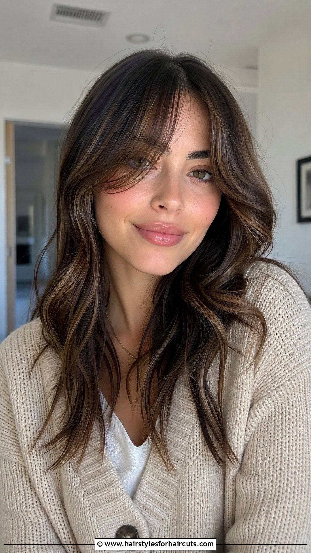 Brunette Curtain Bangs With Honey Lowlights - 25 low light hairstyles - 25 low light hairstyles
