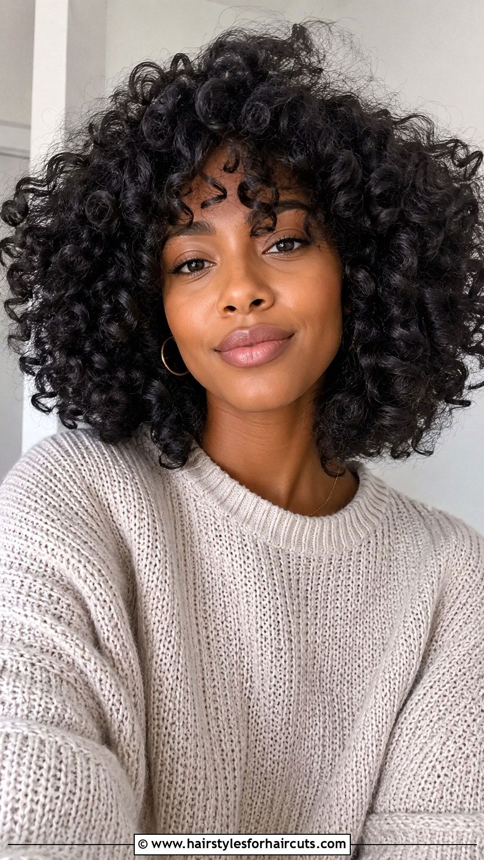 Brushed Out Short Curls - 25 1930s hairstyles for short hair - 25 1930s hairstyles for short hair