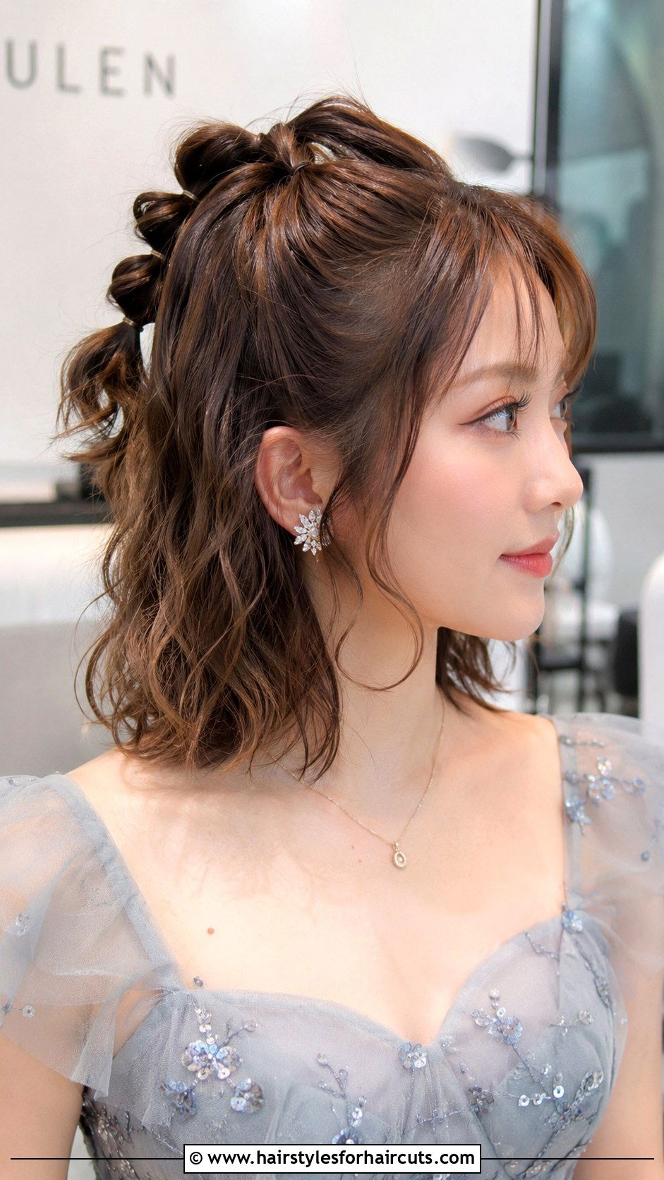 Bubble Braid Half Updo Short Hair - 25 gala hairstyles for short hair - 25 gala hairstyles for short hair