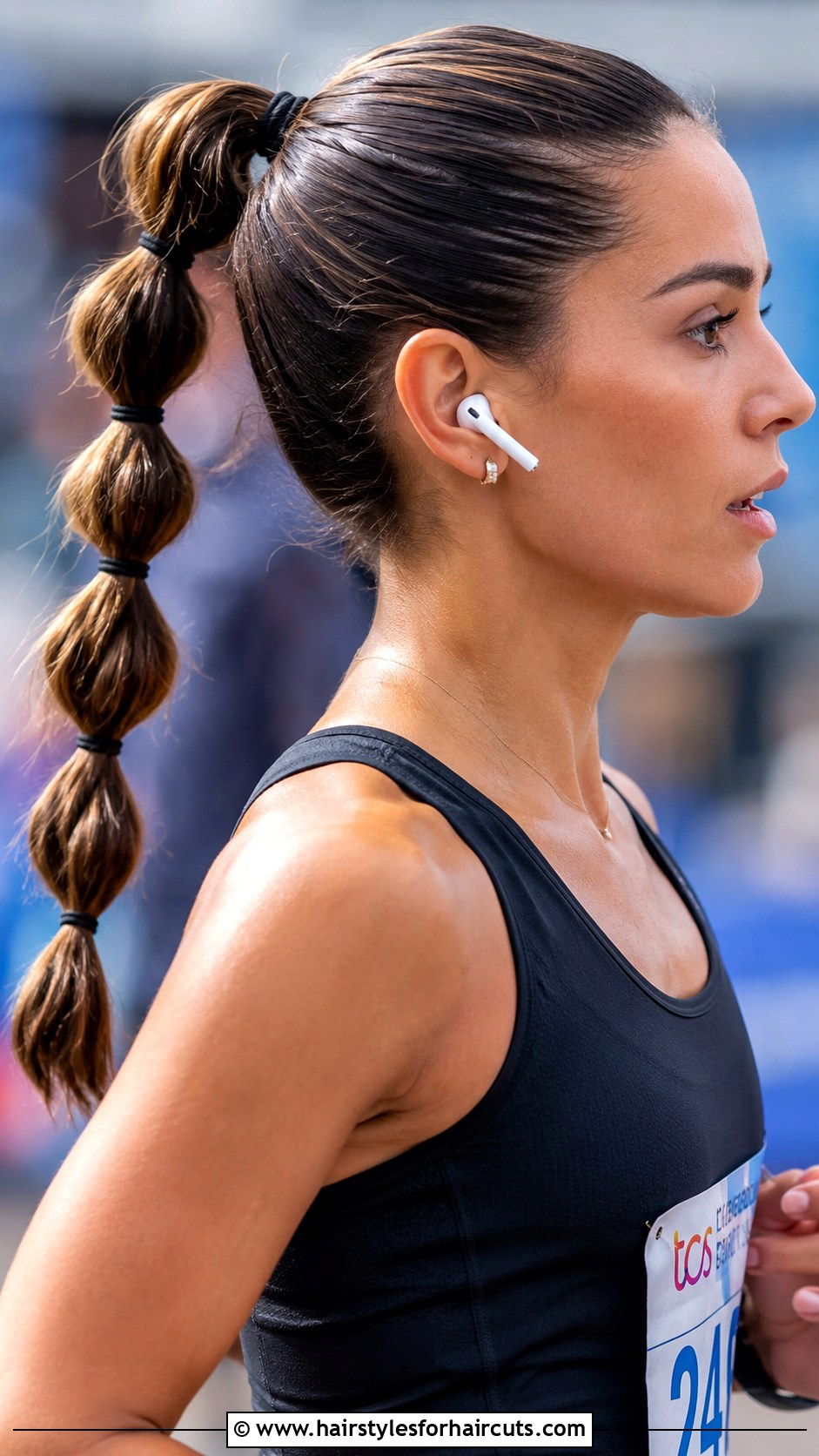 Bubble Ponytail For Running - 25 gym hairstyles long hair - 25 gym hairstyles long hair