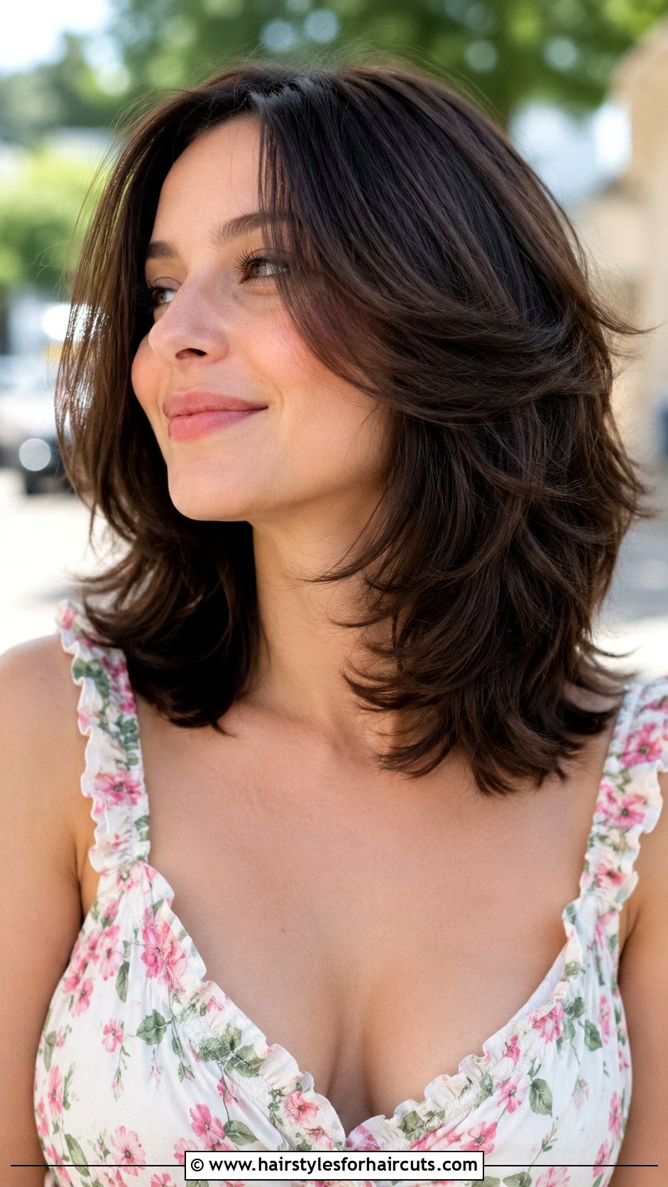 Butterfly Cut - 25 easy medium length hairstyles for thick hair - 25 easy medium length hairstyles for thick hair