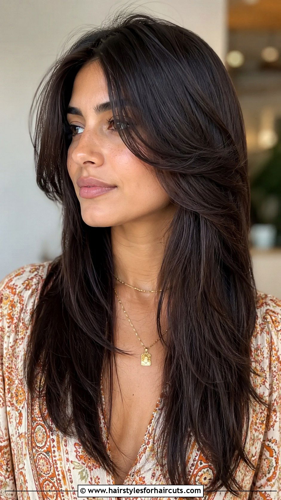 Butterfly Haircut For Straight Hair - 25 best haircuts for straight hair - 25 best haircuts for straight hair