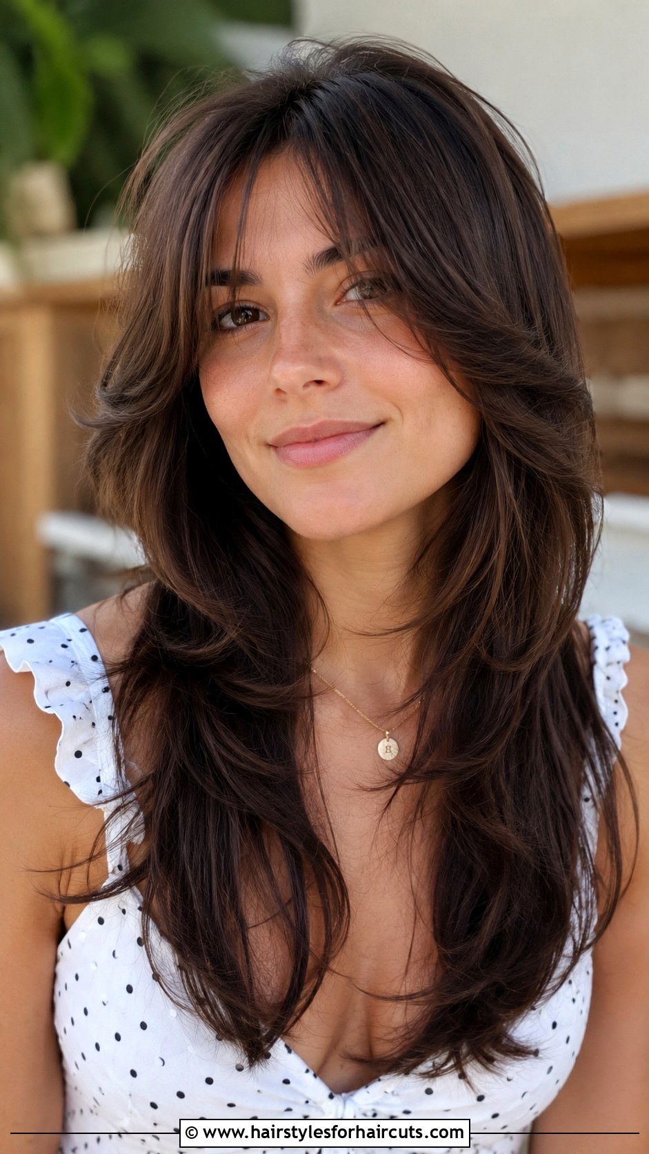 Butterfly Haircut Medium Length - 25 best haircuts for medium length hair - 25 best haircuts for medium length hair
