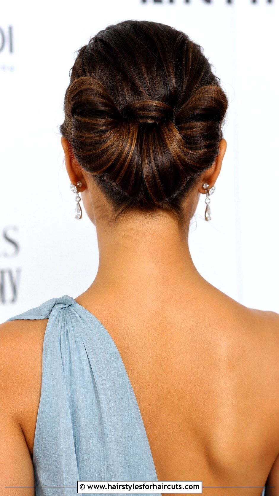 Butterfly Updo Hairstyle - 25 50s updo hairstyles for long hair - 25 50s updo hairstyles for long hair