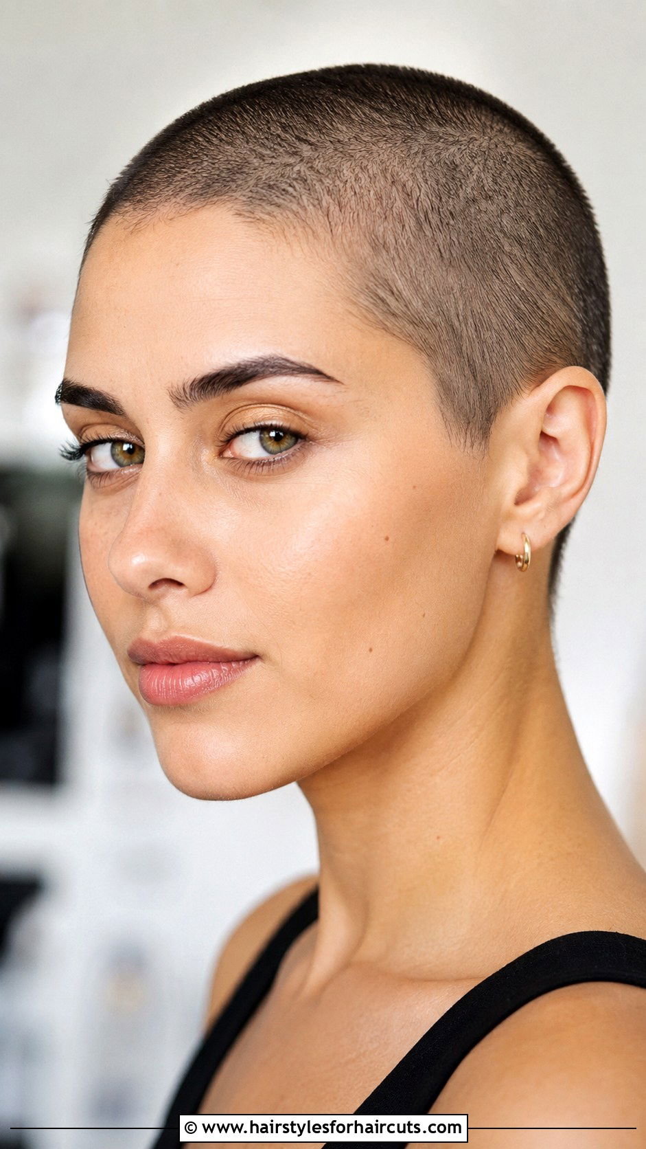 Buzz Cut - 25 hairstyles to hide thinning hair - 25 hairstyles to hide thinning hair
