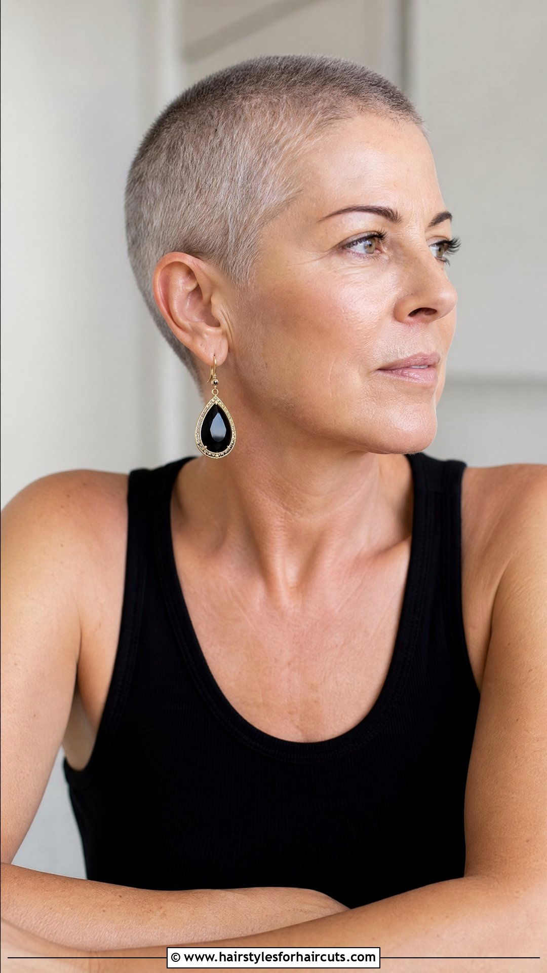 Buzz Cut - 25 womens haircuts over 50 thin hair - 25 women's haircuts over 50 thin hair