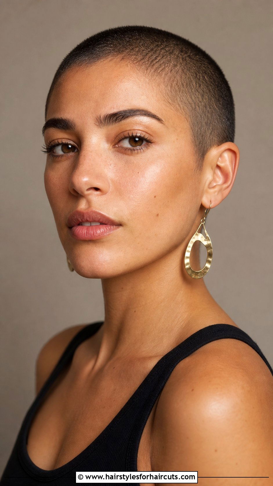 Buzz Cut Women - 25 names of short hairstyles - 25 names of short hairstyles