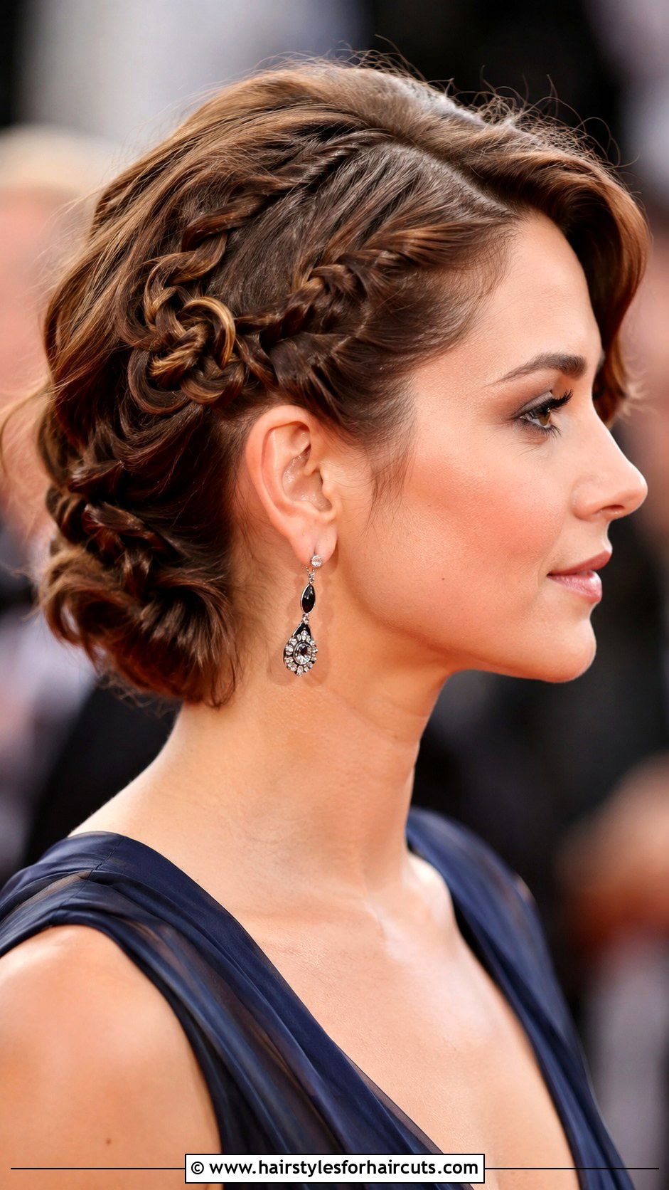 Celtic Knot Side Braid Short Hair - 25 celtic hairstyles for short hair - 25 celtic hairstyles for short hair