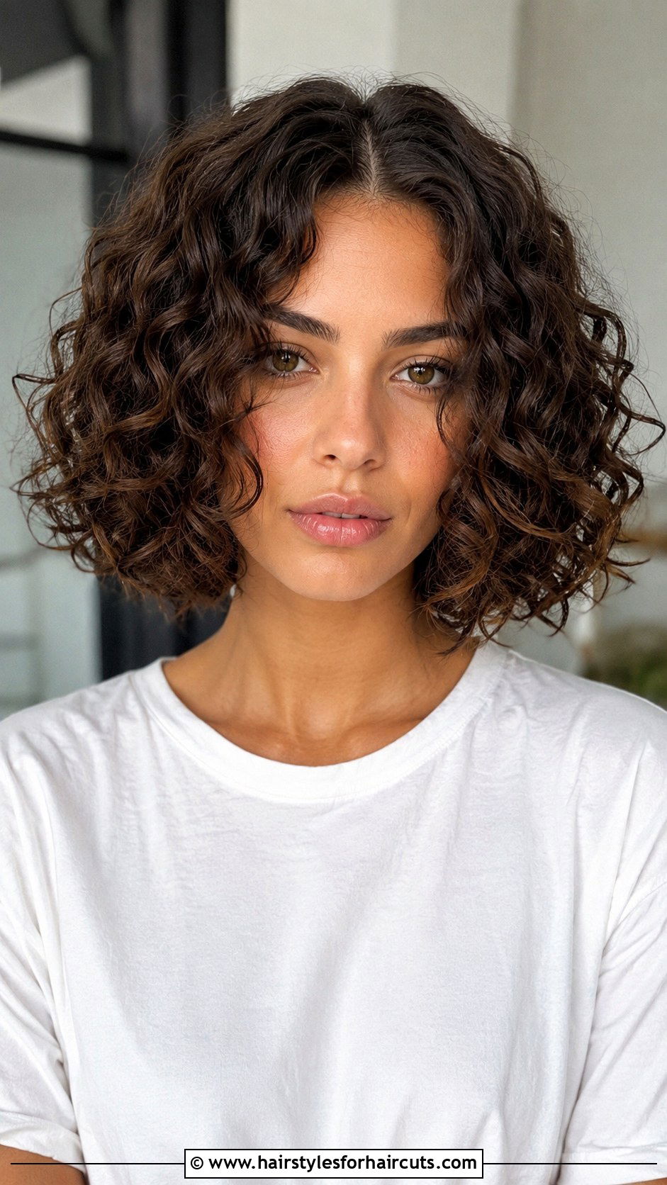 Center Part Curly Bob Haircut - 25 bob haircuts curly - 25 bob haircuts curly