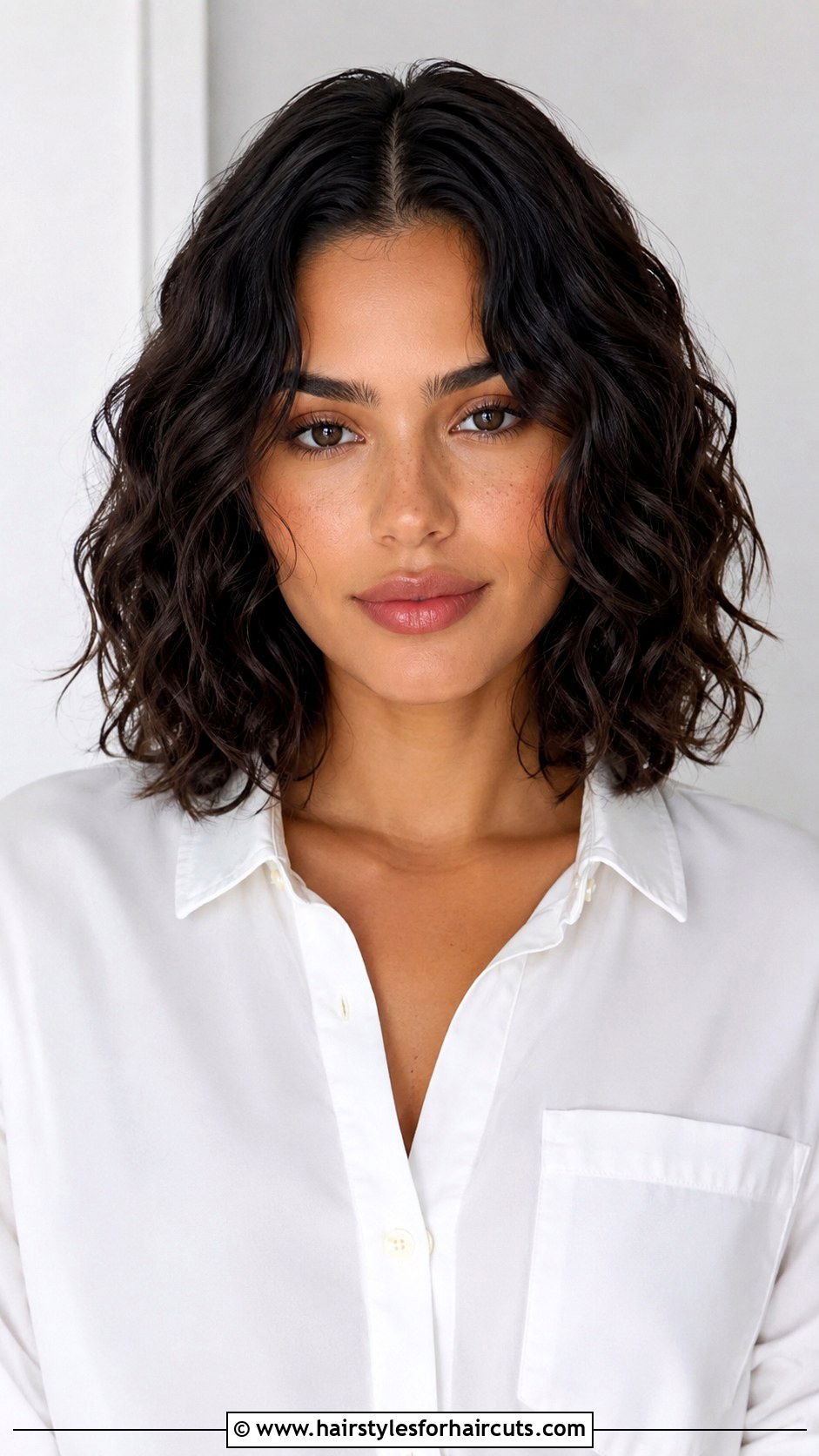 Center Part Curly Lob 90s - 25 90s hairstyles curly hair - 25 90s hairstyles curly hair