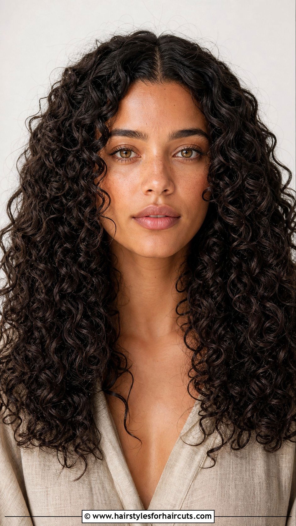 Center Part Long Curly Hair - 25 curly hairstyles tips - 25 curly hairstyles tips