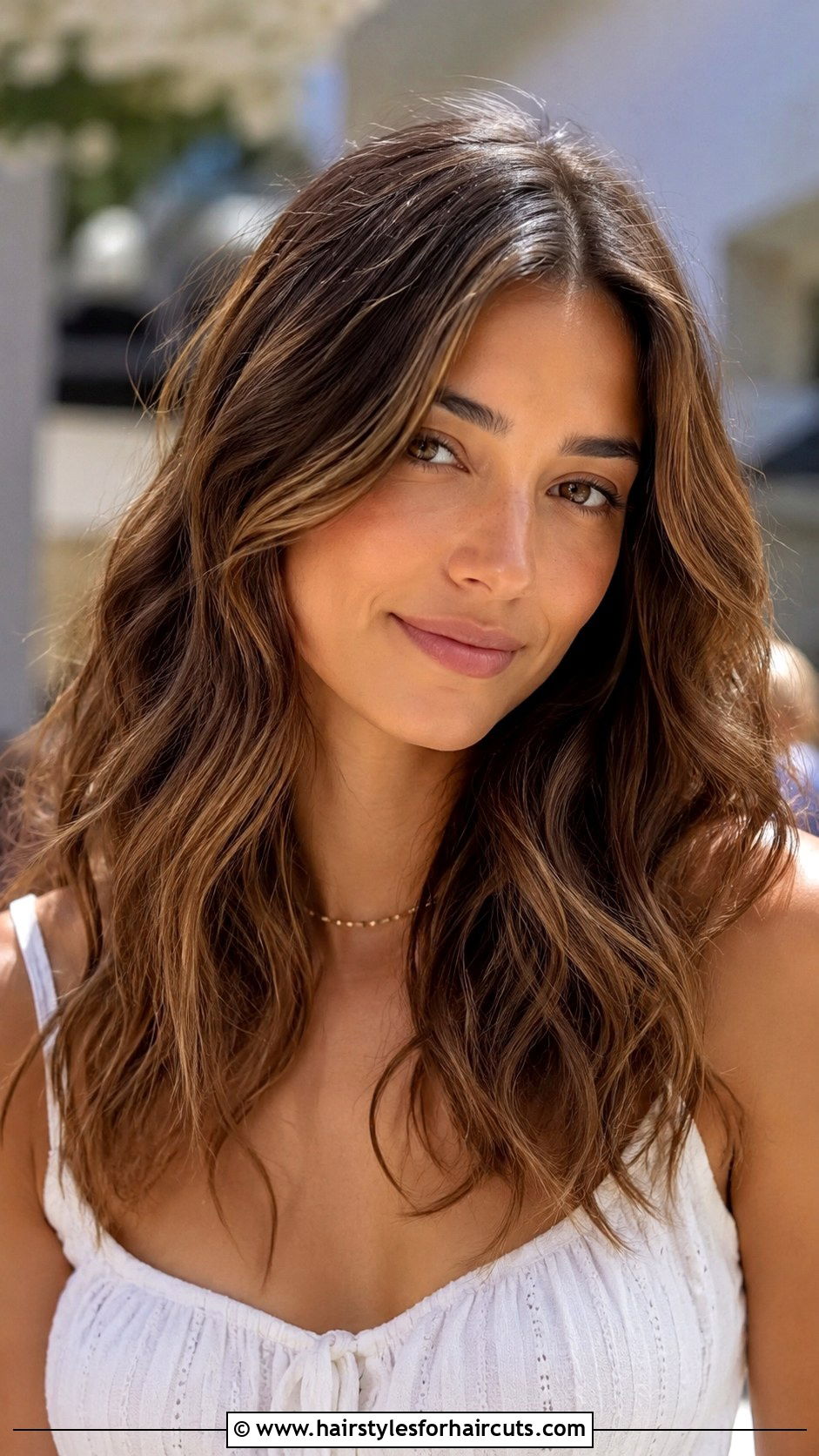 Center Part Wavy Layers - 25 split haircuts - 25 split haircuts