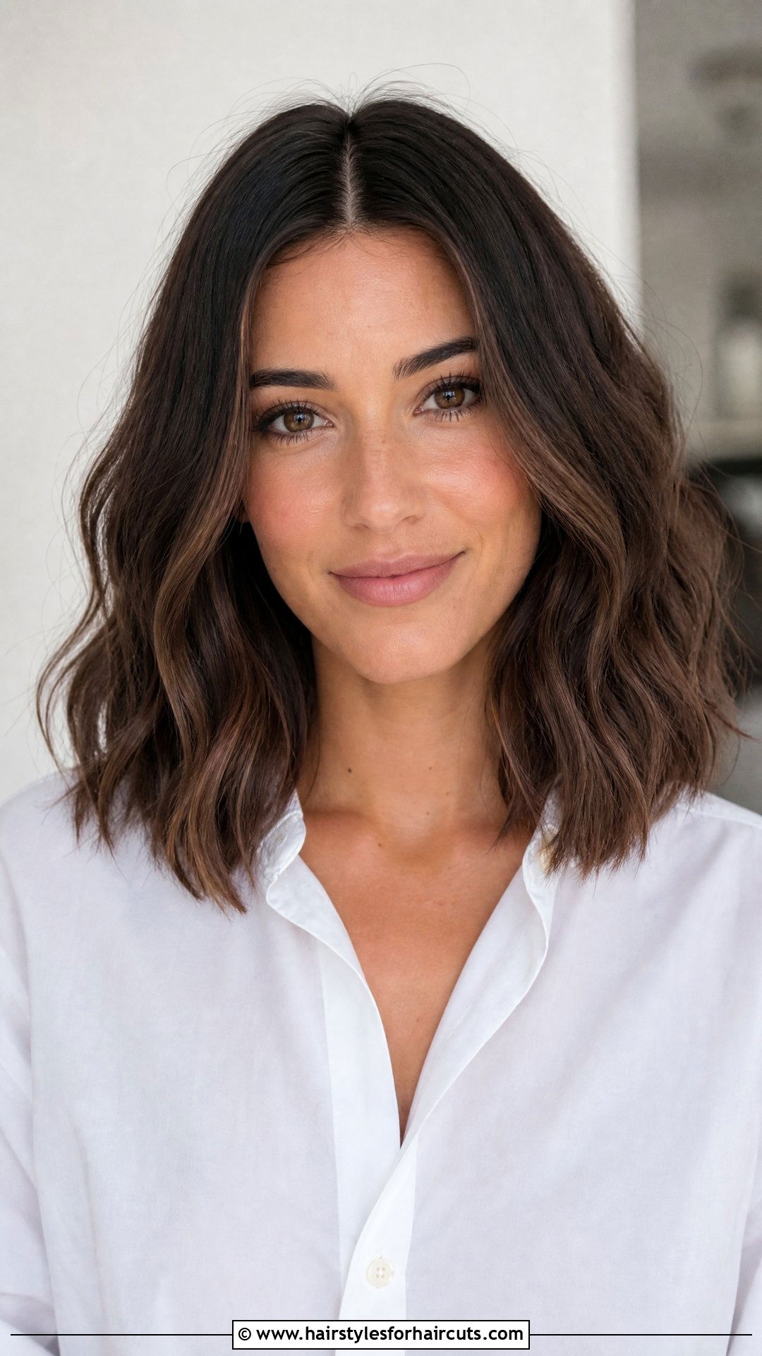 Center Parted Long Bob Wavy - 25 long bob haircuts for wavy hair - 25 long bob haircuts for wavy hair