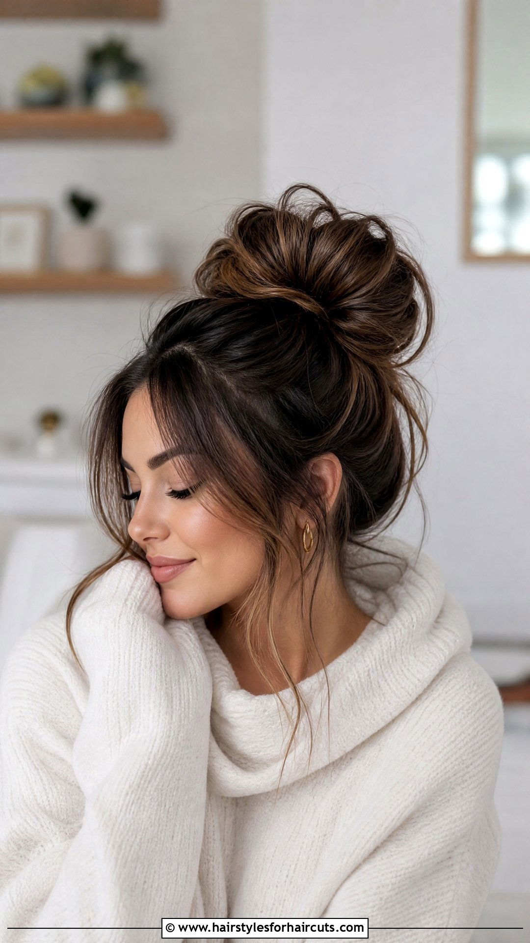 Chibi Messy Bun - 25 chibi hairstyles - 25 chibi hairstyles