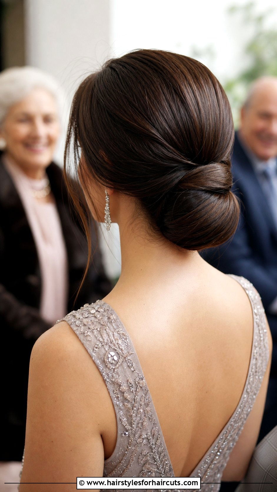 Chignon - 25 hairstyles in the 1940s - 25 hairstyles in the 1940s