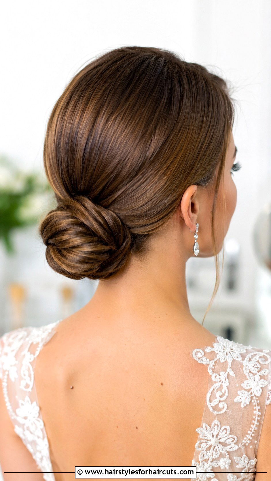 Chignon Straight Hair - 25 hairstyles straight hair women - 25 hairstyles straight hair women