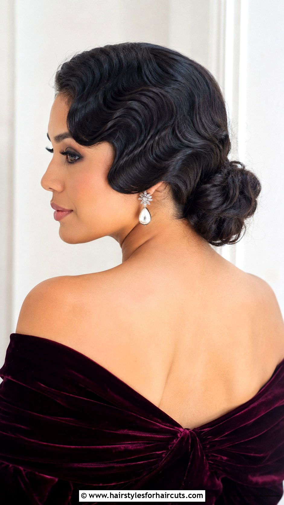 Chignon With Finger Waves - 25 1920s hairstyles for long hair - 25 1920s hairstyles for long hair